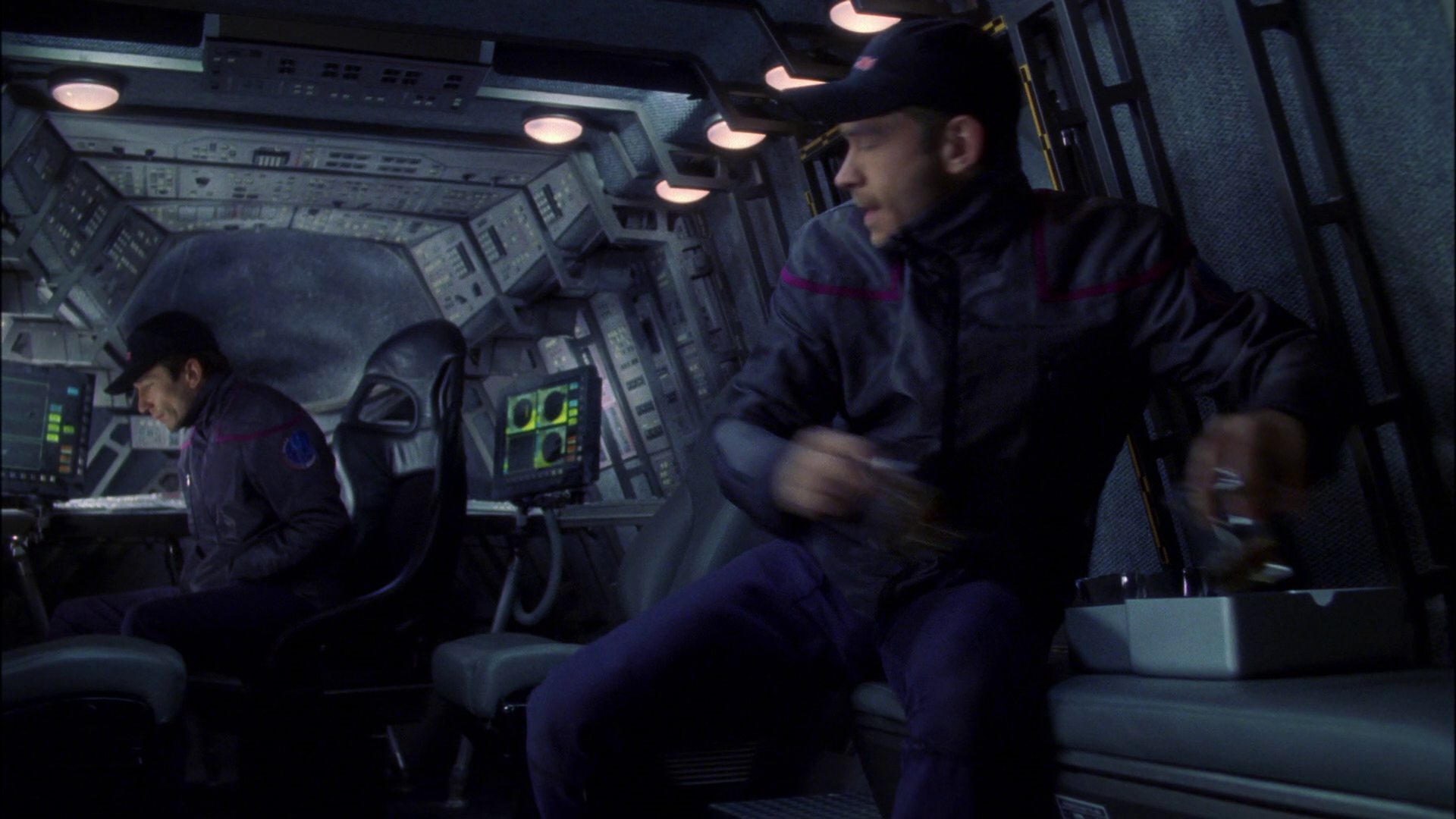 extant_StarTrek_ENT_1x16-ShuttlepodOne_2450.jpg