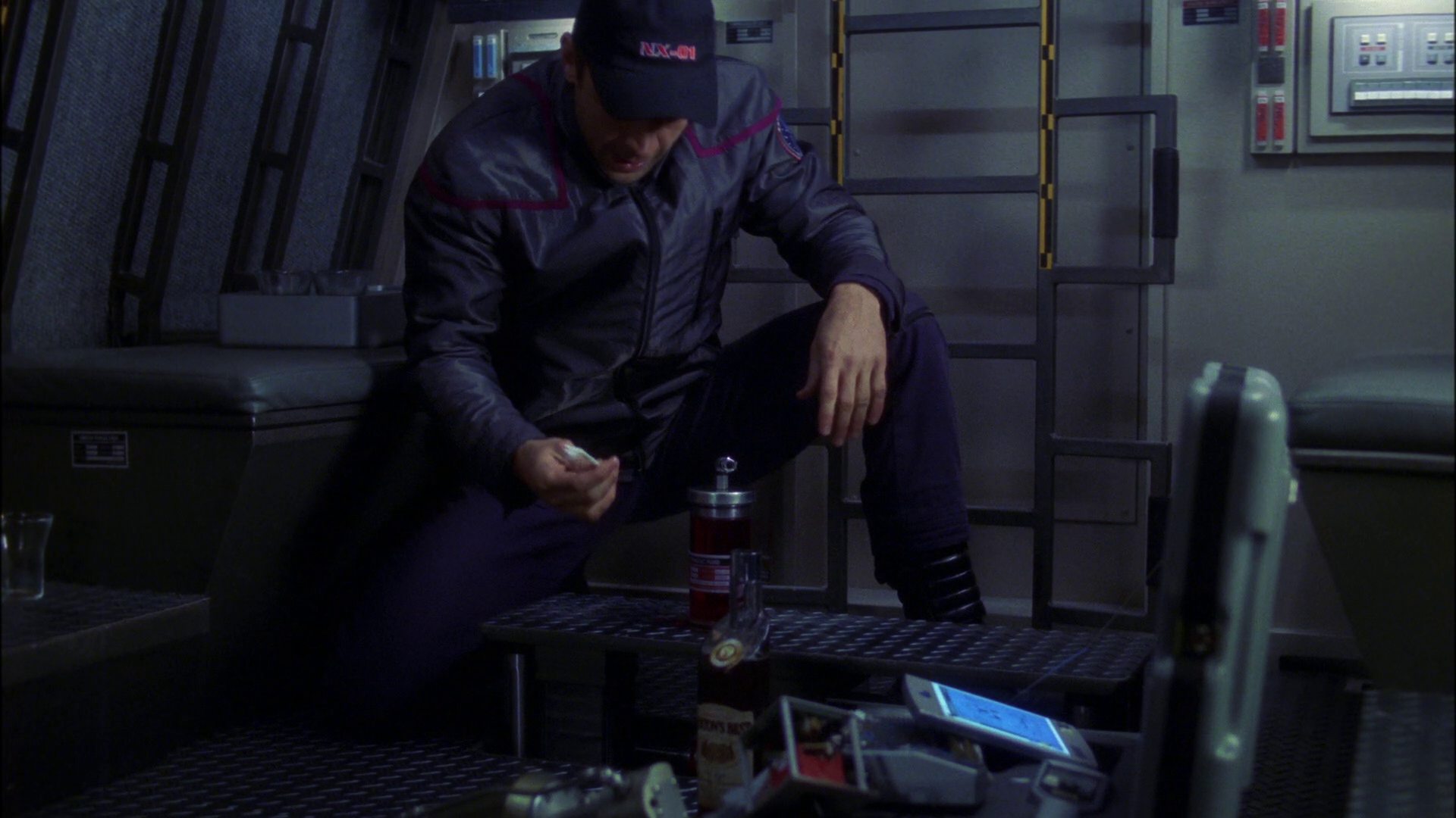 extant_StarTrek_ENT_1x16-ShuttlepodOne_2489.jpg