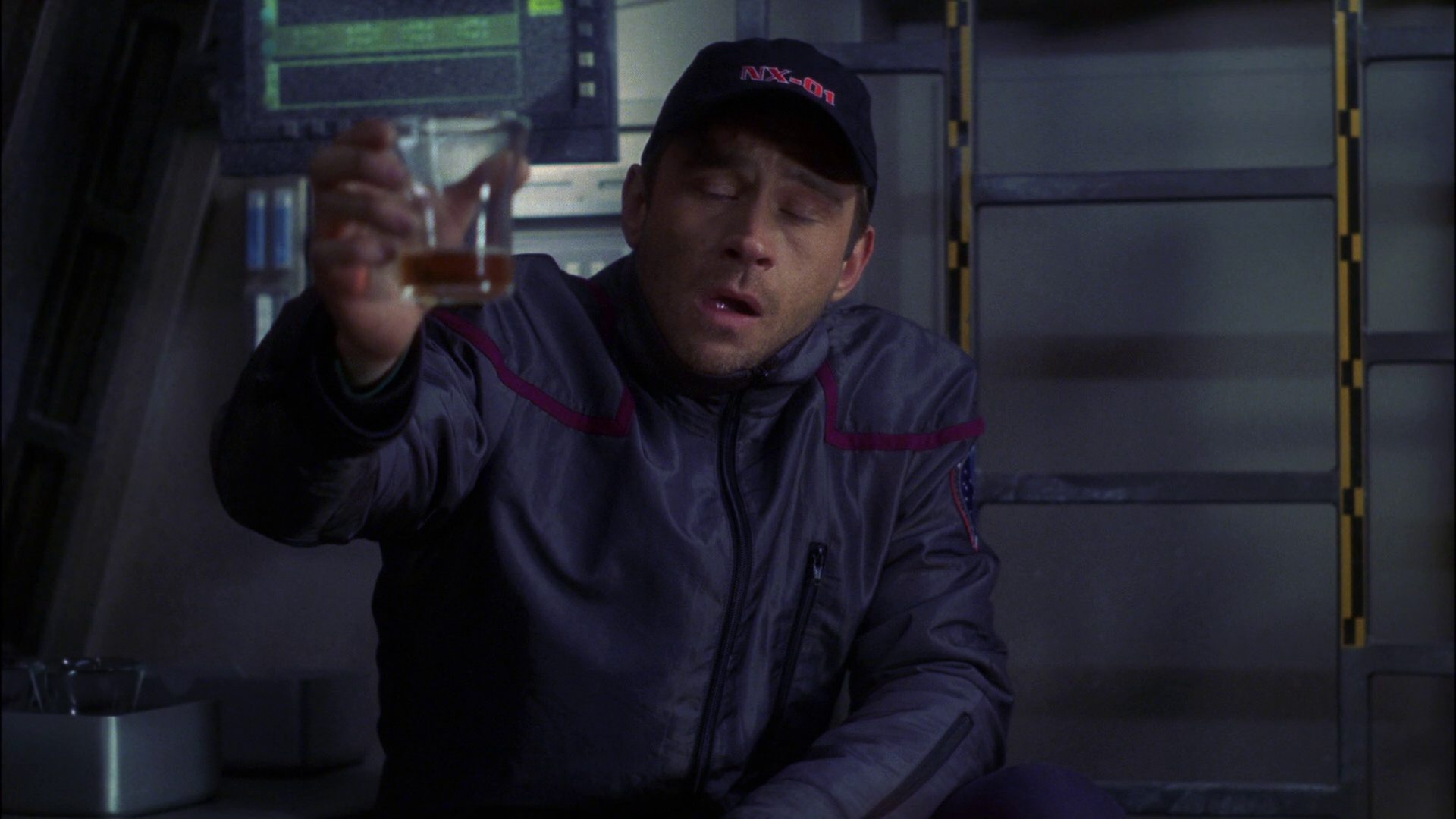 extant_StarTrek_ENT_1x16-ShuttlepodOne_2533.jpg