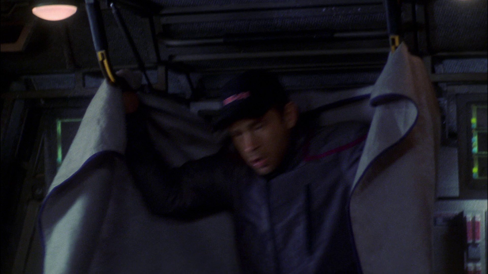 extant_StarTrek_ENT_1x16-ShuttlepodOne_3154.jpg