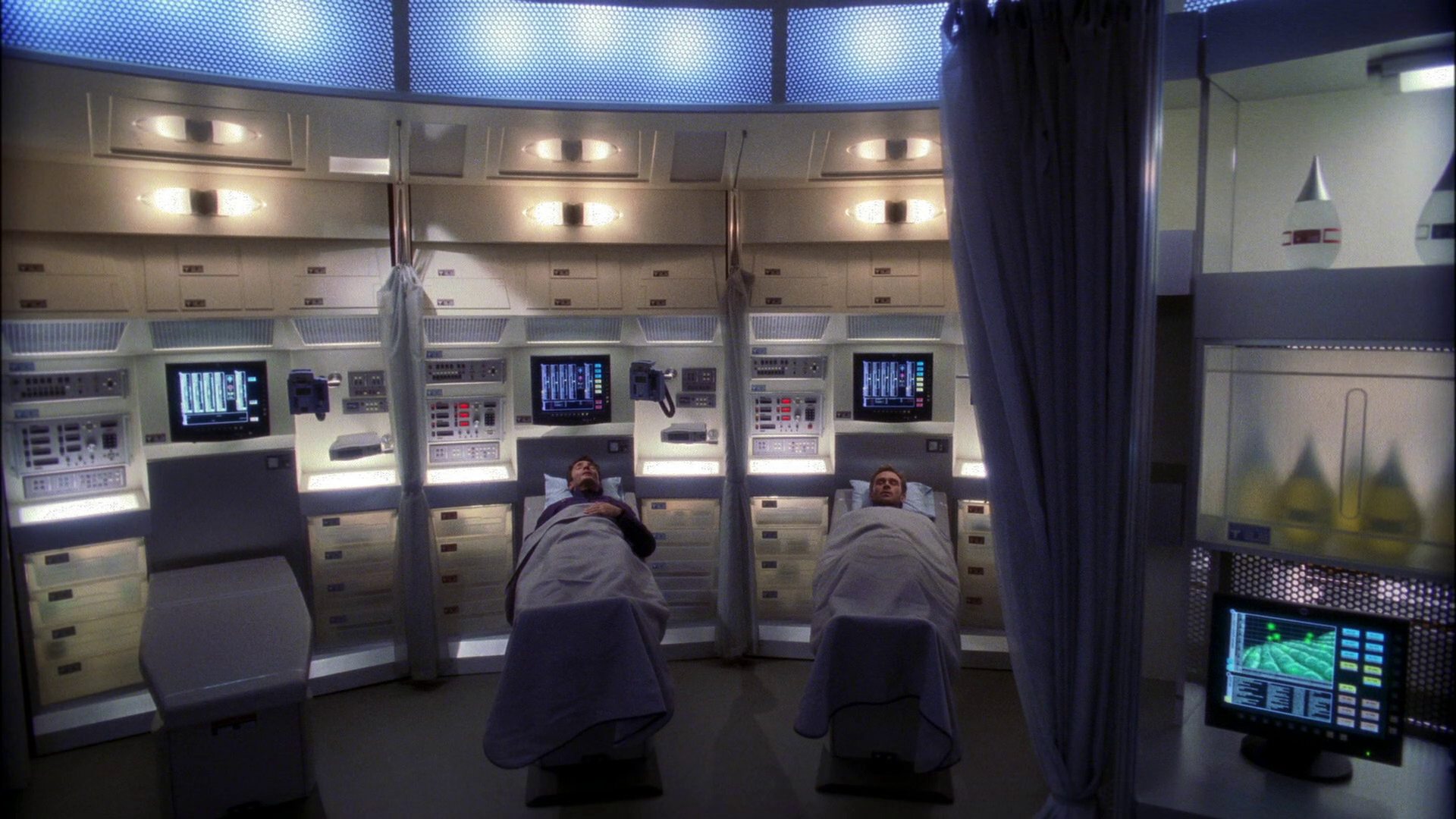 extant_StarTrek_ENT_1x16-ShuttlepodOne_3669.jpg