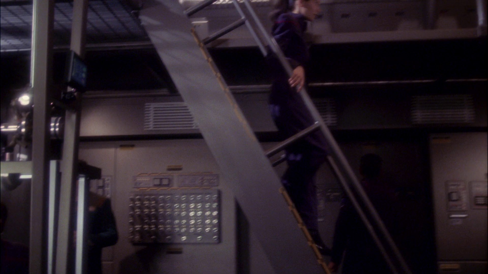 extant_StarTrek_ENT_1x17-Fusion_0539.jpg