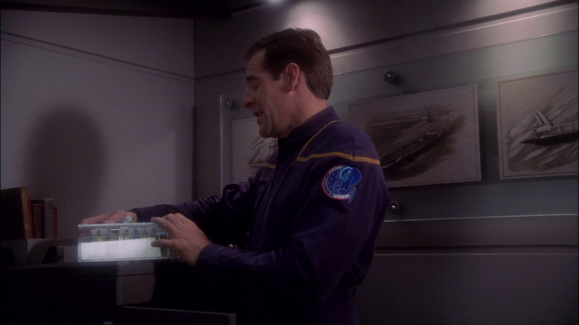 extant_StarTrek_ENT_1x17-Fusion_0706.jpg
