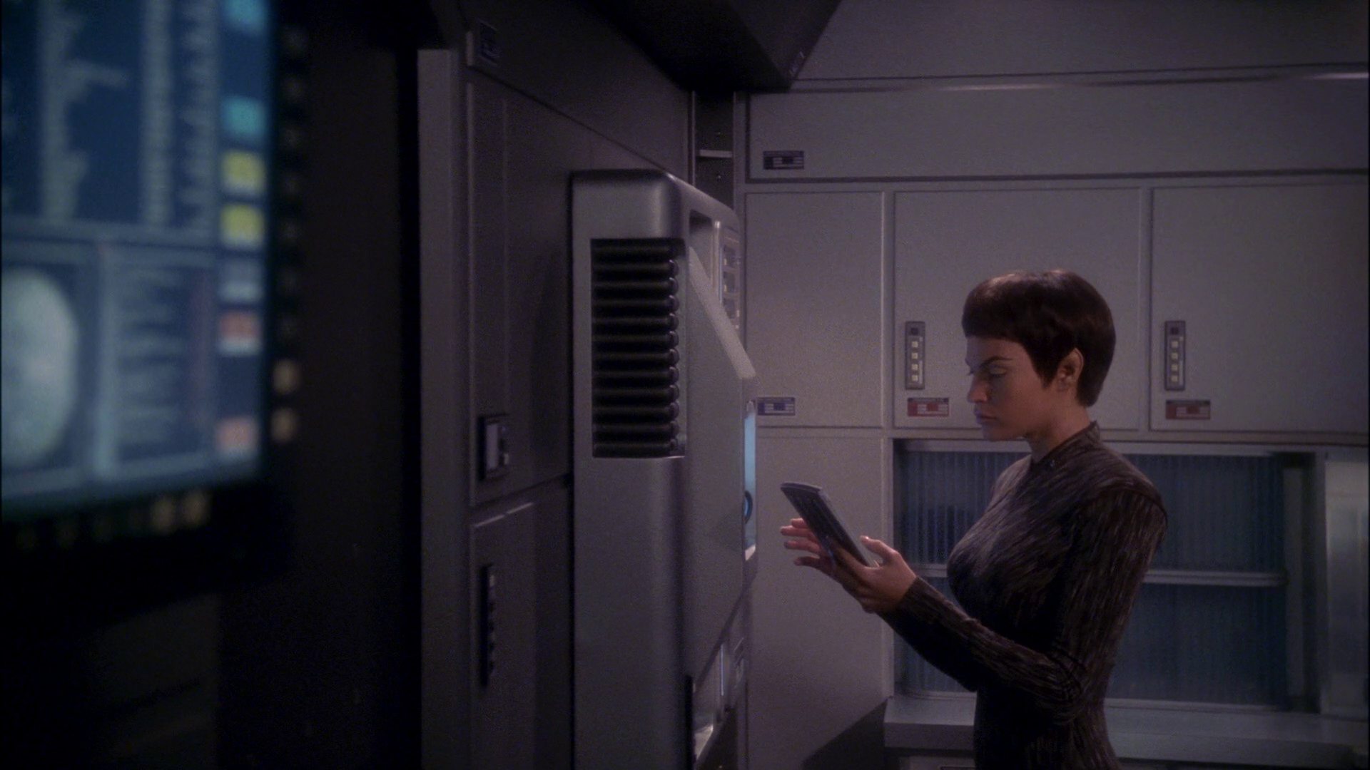 extant_StarTrek_ENT_1x17-Fusion_0781.jpg