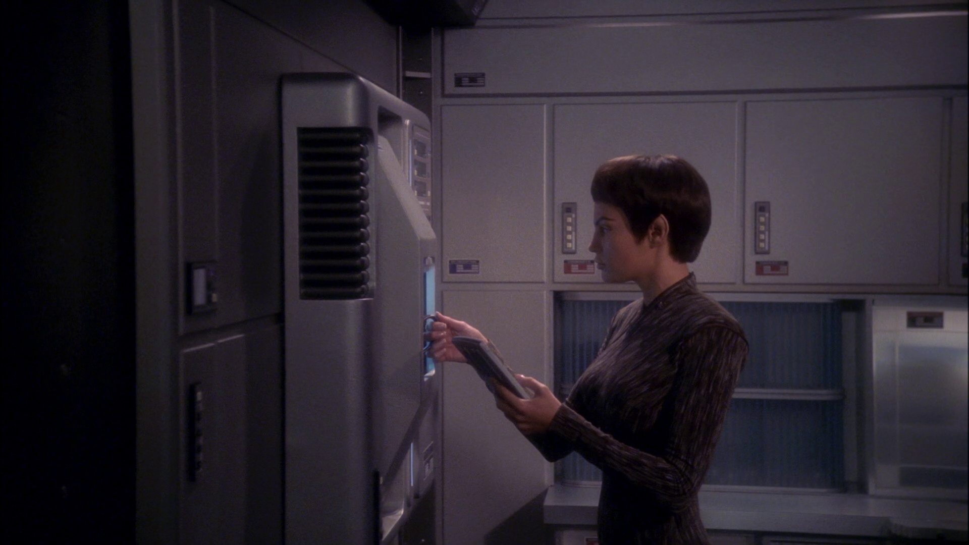 extant_StarTrek_ENT_1x17-Fusion_0786.jpg