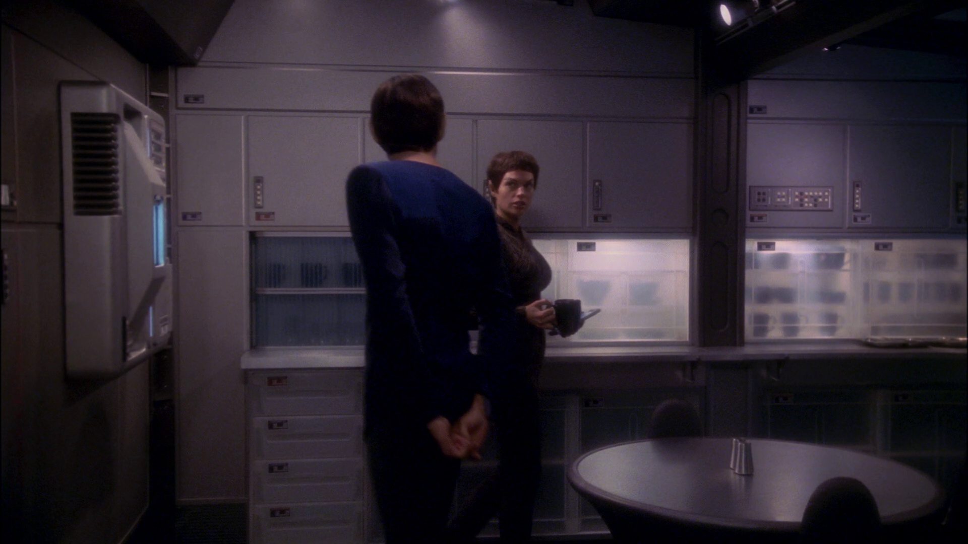 extant_StarTrek_ENT_1x17-Fusion_0810.jpg