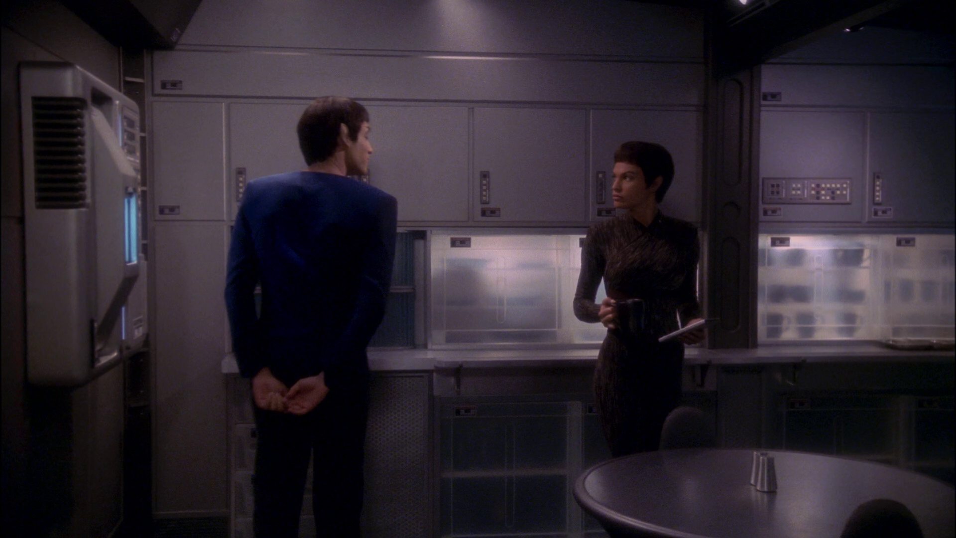 extant_StarTrek_ENT_1x17-Fusion_0813.jpg