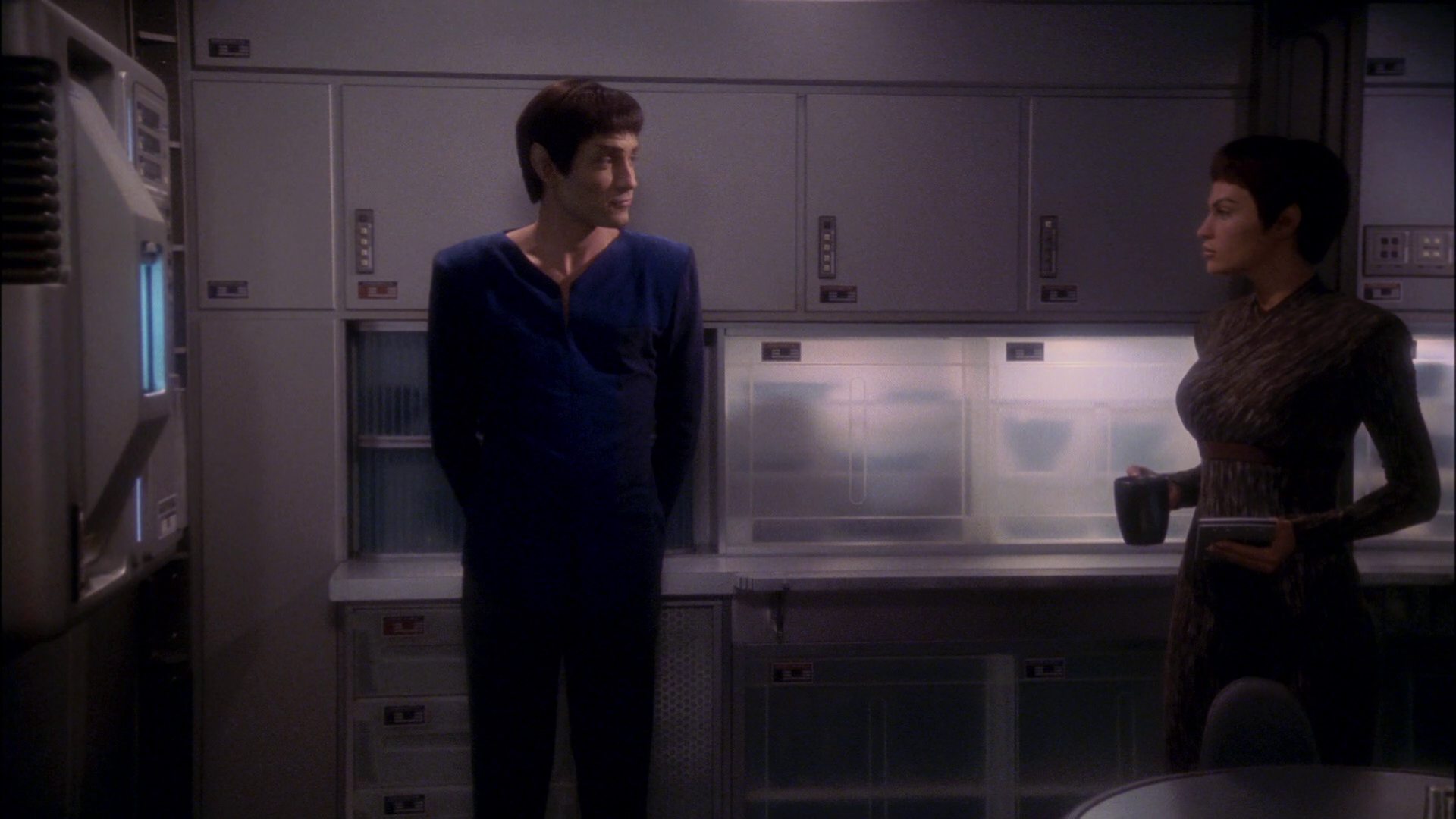 extant_StarTrek_ENT_1x17-Fusion_0822.jpg