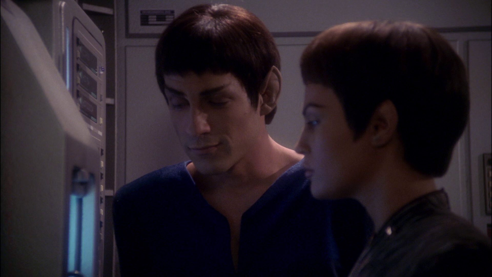 extant_StarTrek_ENT_1x17-Fusion_0868.jpg