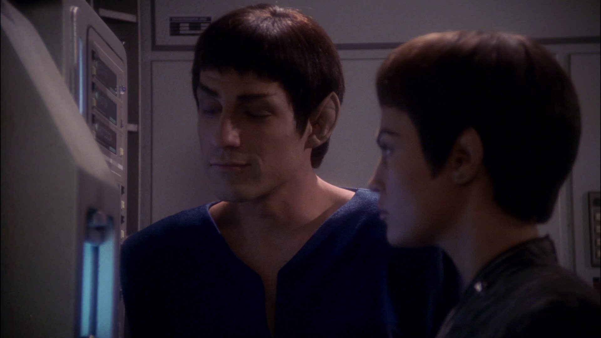 extant_StarTrek_ENT_1x17-Fusion_0871.jpg