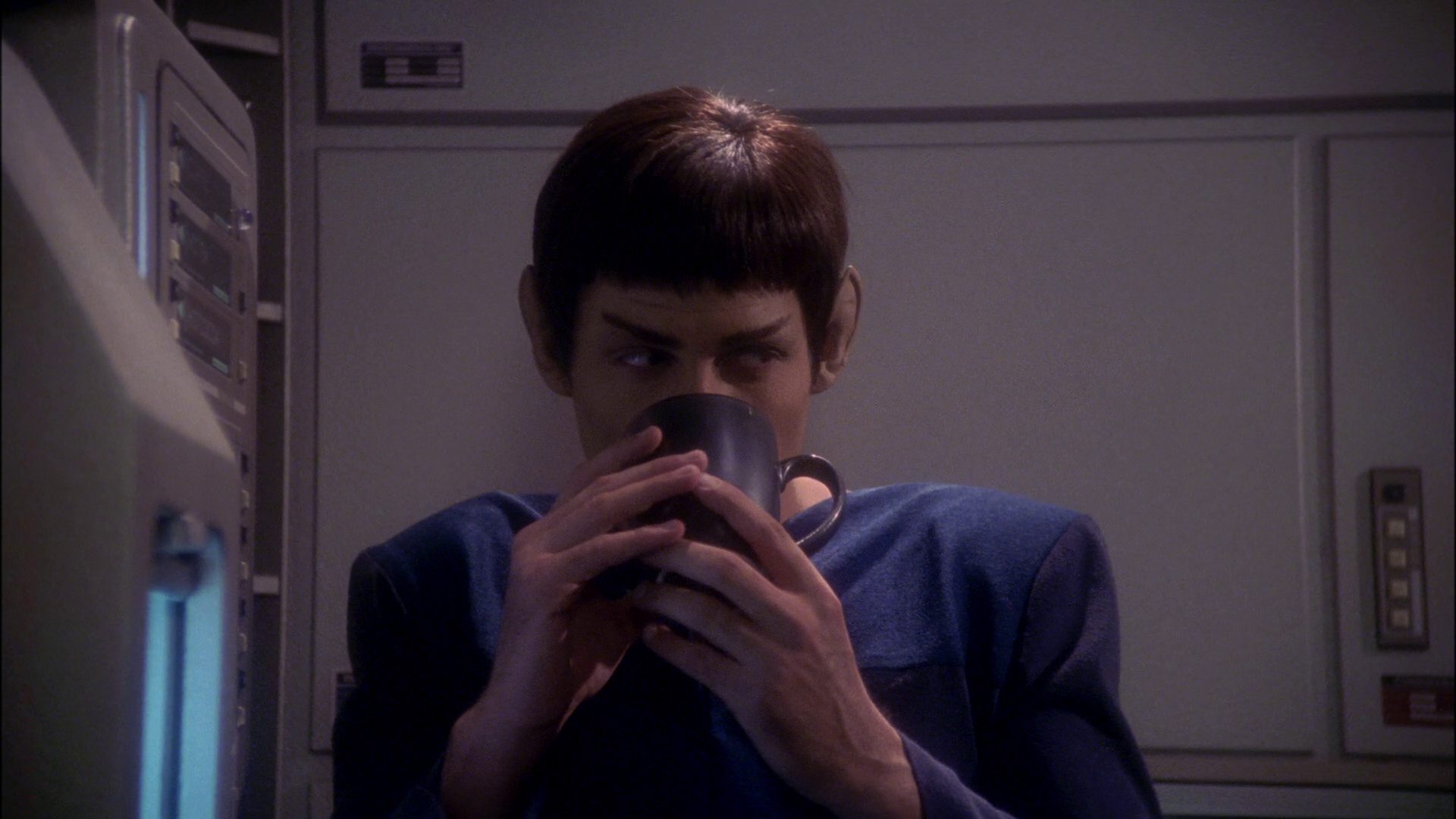 extant_StarTrek_ENT_1x17-Fusion_0881.jpg