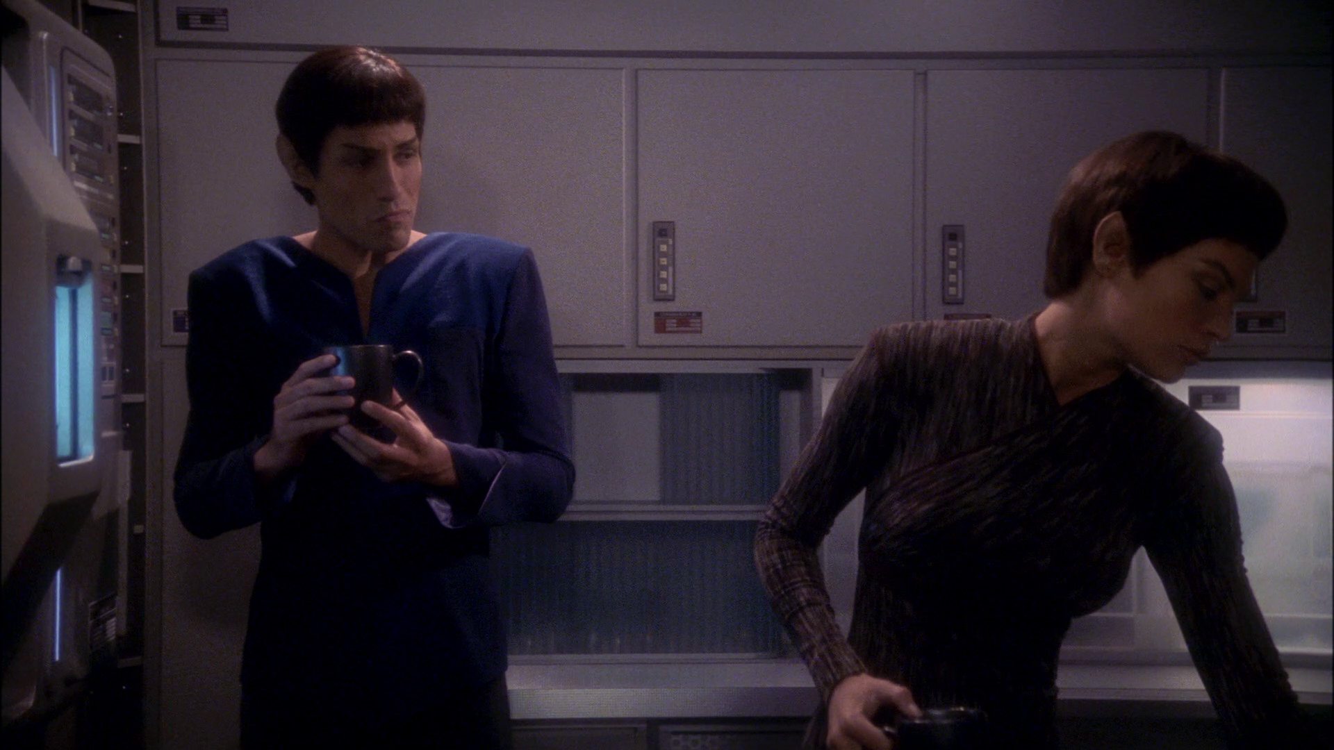extant_StarTrek_ENT_1x17-Fusion_0884.jpg