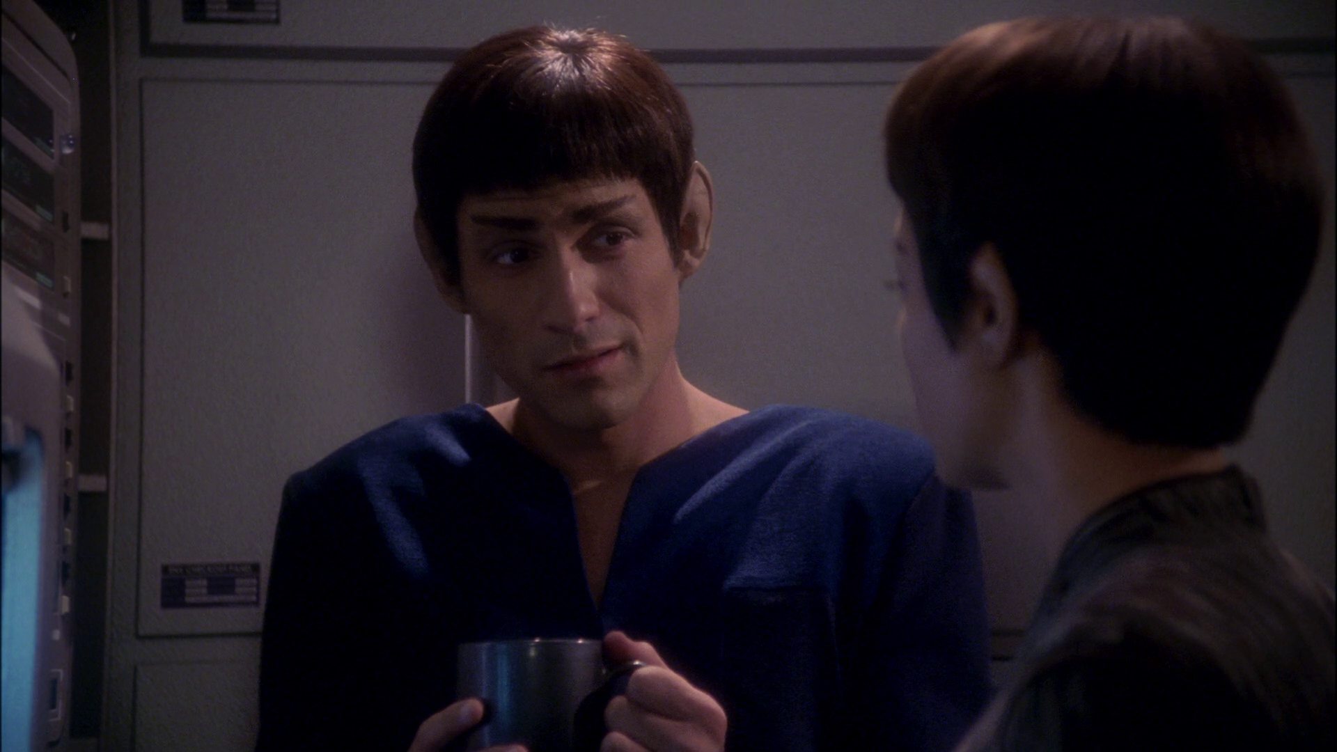 extant_StarTrek_ENT_1x17-Fusion_0907.jpg