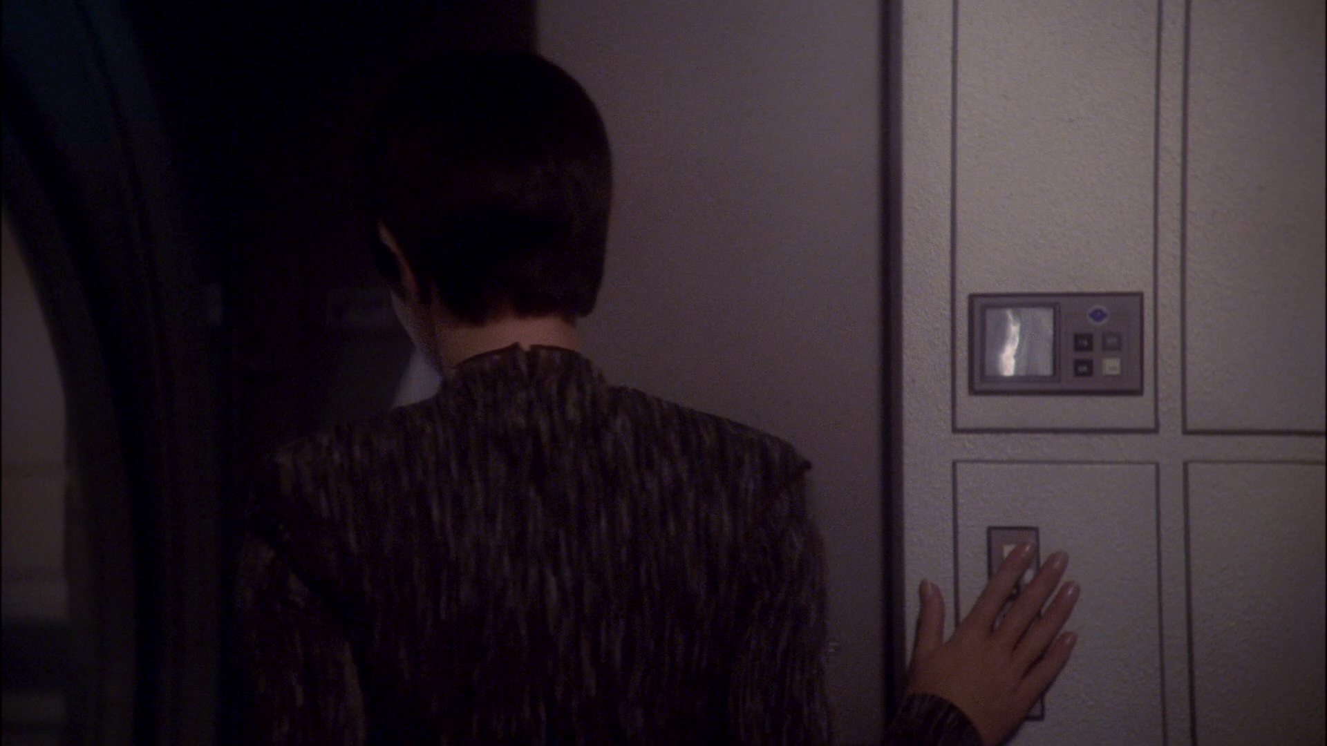 extant_StarTrek_ENT_1x17-Fusion_0922.jpg