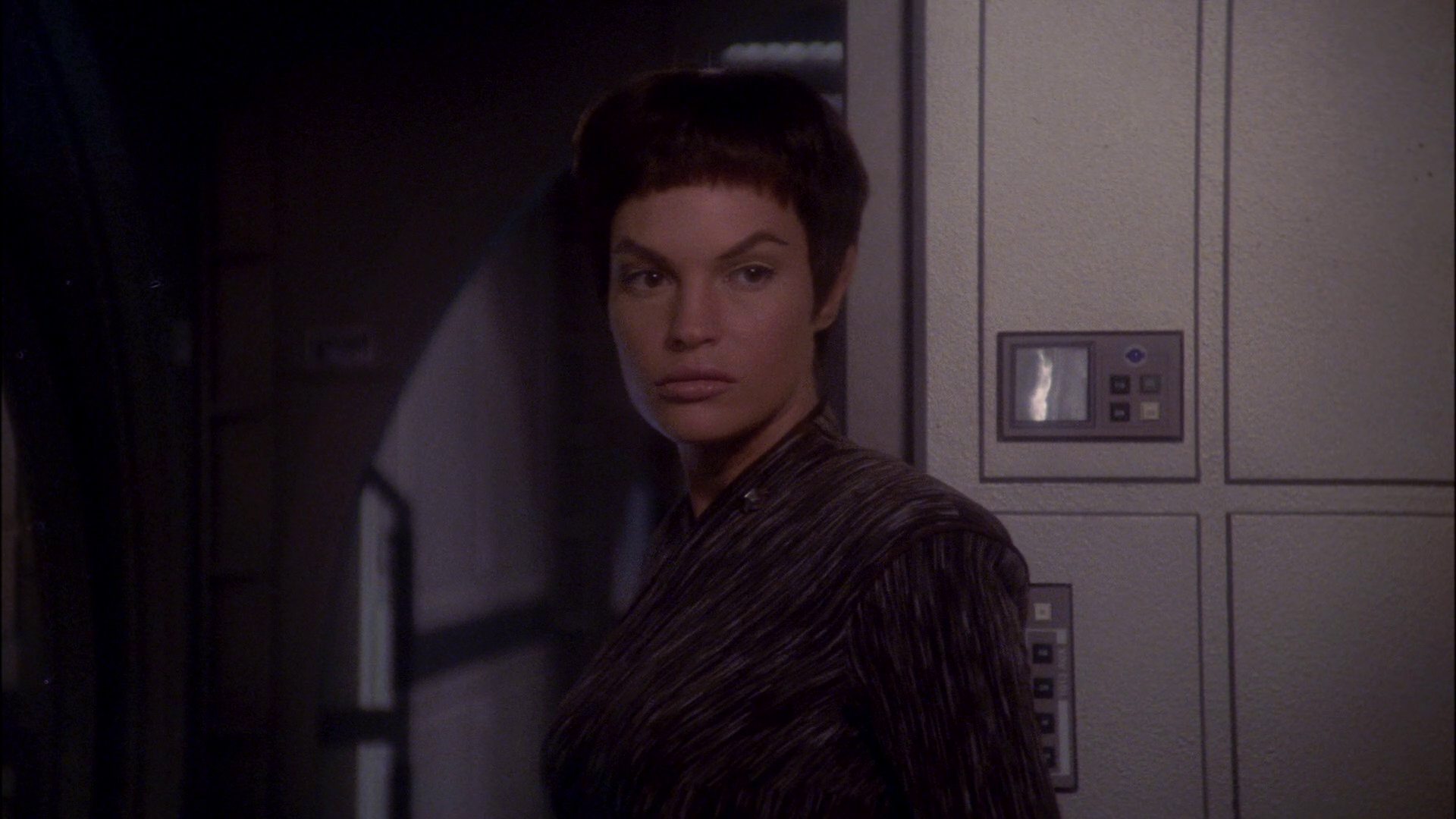 extant_StarTrek_ENT_1x17-Fusion_0931.jpg