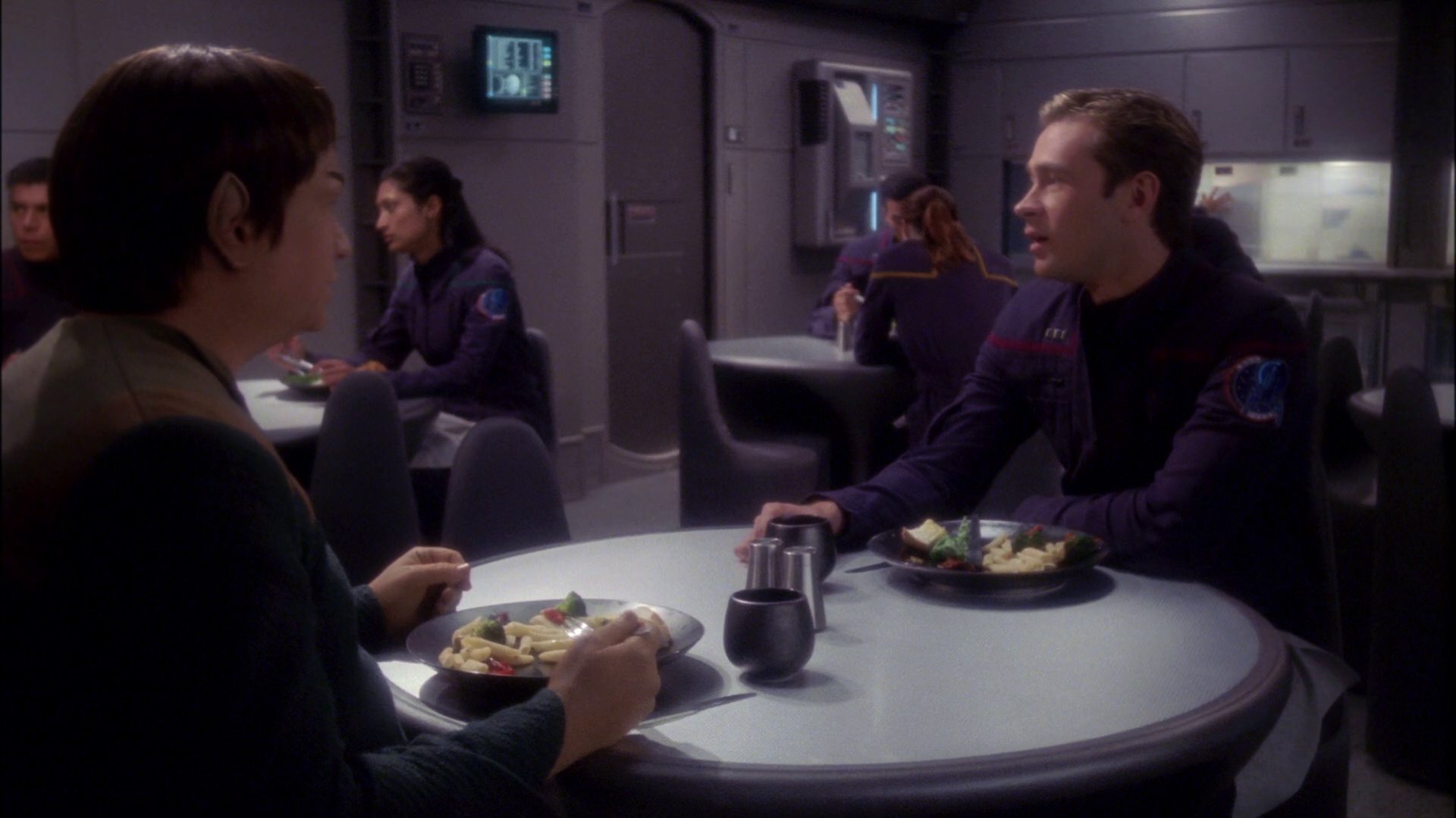 extant_StarTrek_ENT_1x17-Fusion_1352.jpg