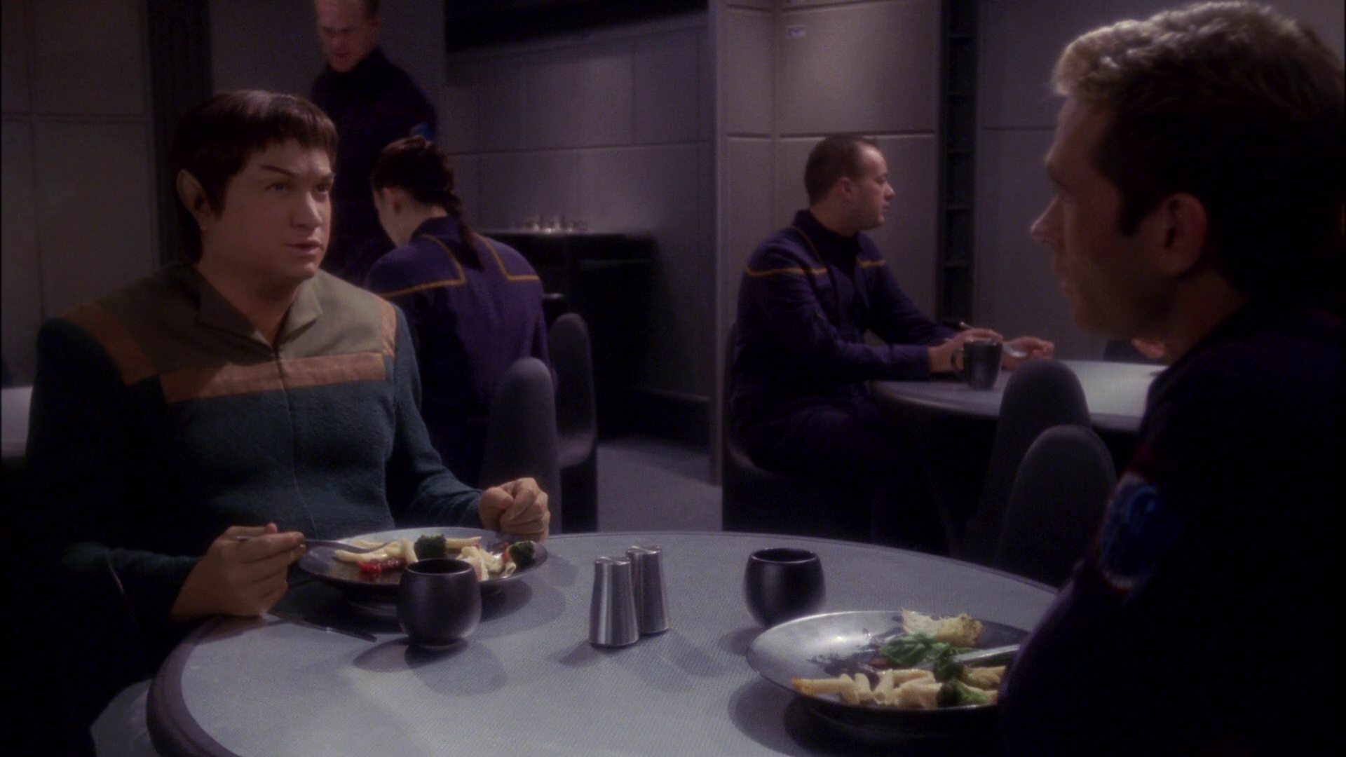 extant_StarTrek_ENT_1x17-Fusion_1381.jpg
