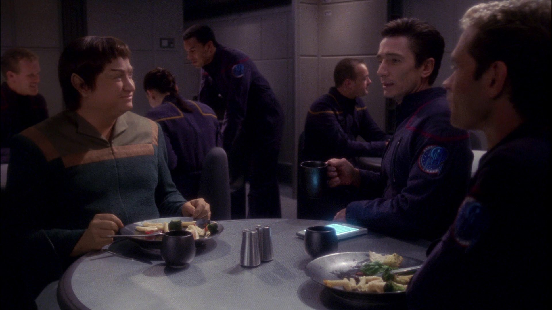 extant_StarTrek_ENT_1x17-Fusion_1472.jpg