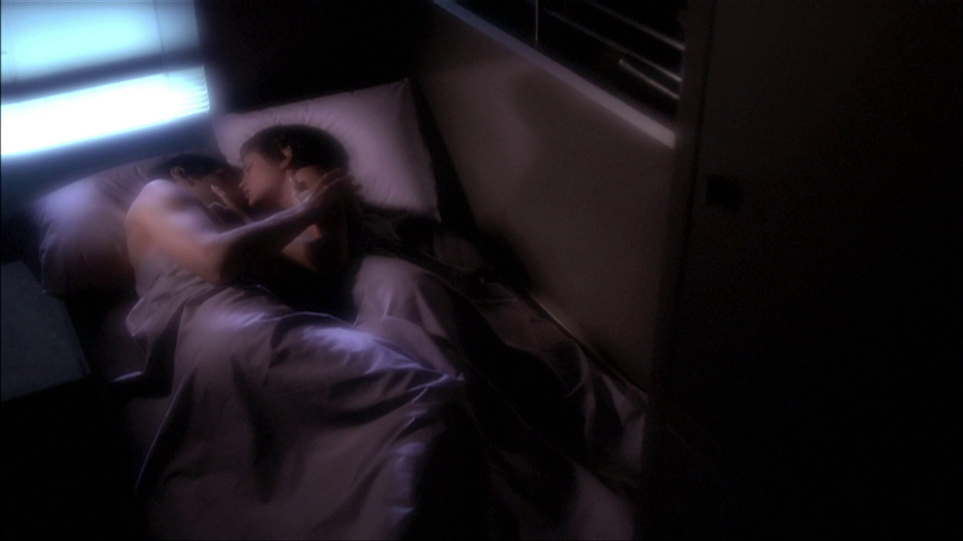 extant_StarTrek_ENT_1x17-Fusion_1754.jpg