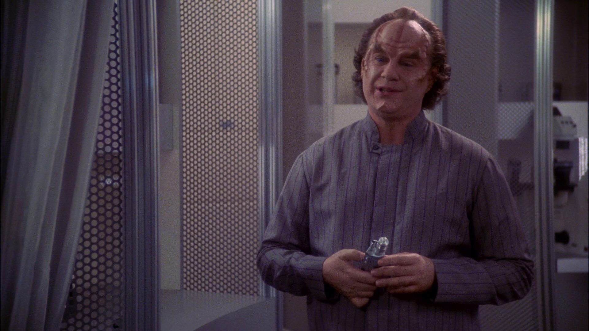 extant_StarTrek_ENT_1x17-Fusion_1882.jpg
