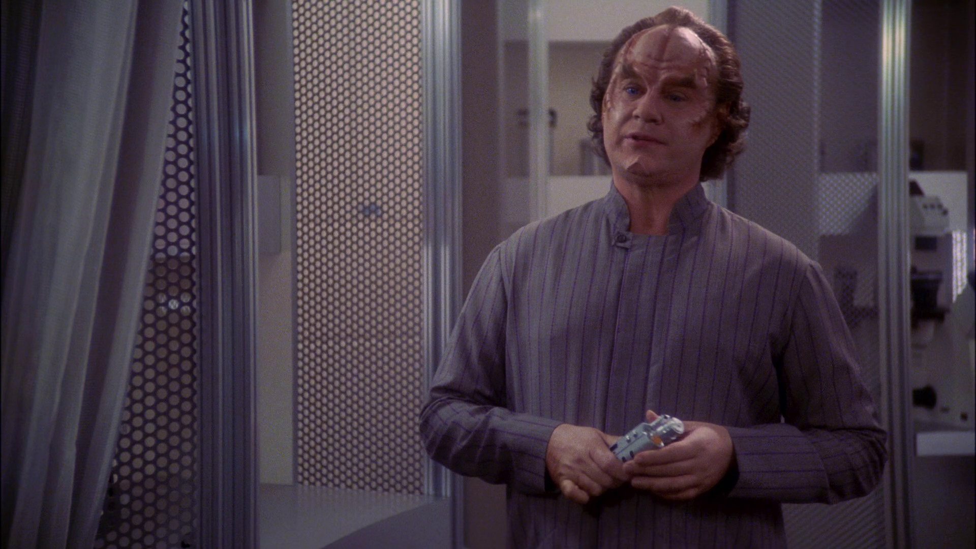 extant_StarTrek_ENT_1x17-Fusion_1887.jpg