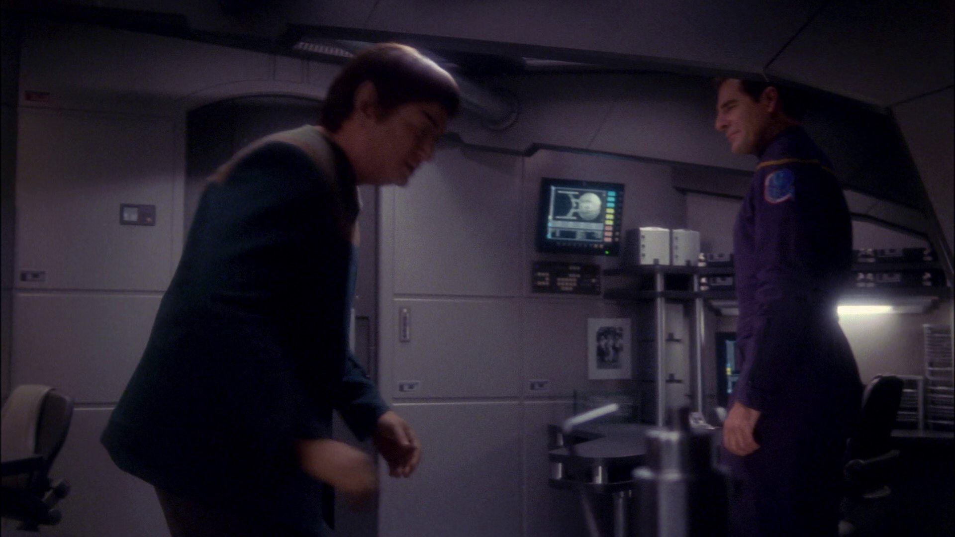 extant_StarTrek_ENT_1x17-Fusion_2009.jpg