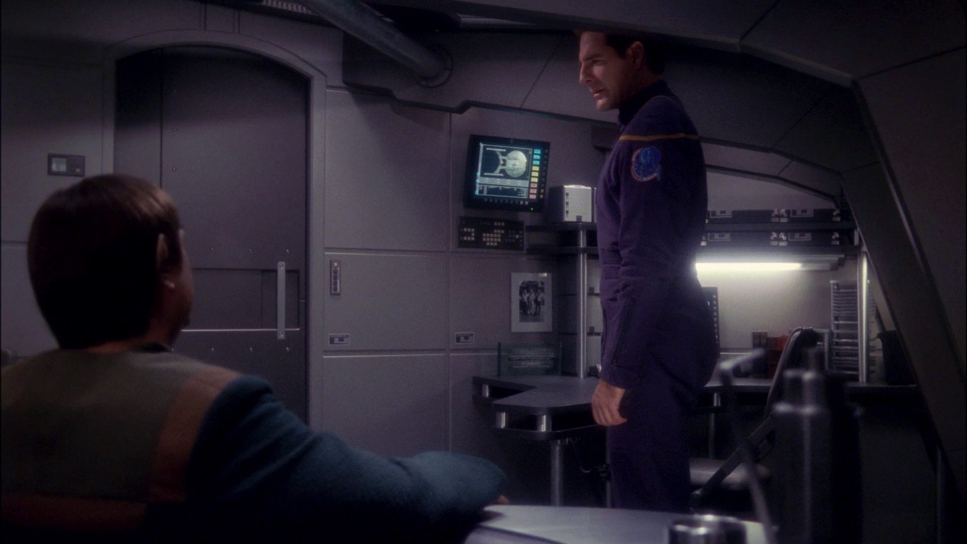 extant_StarTrek_ENT_1x17-Fusion_2011.jpg