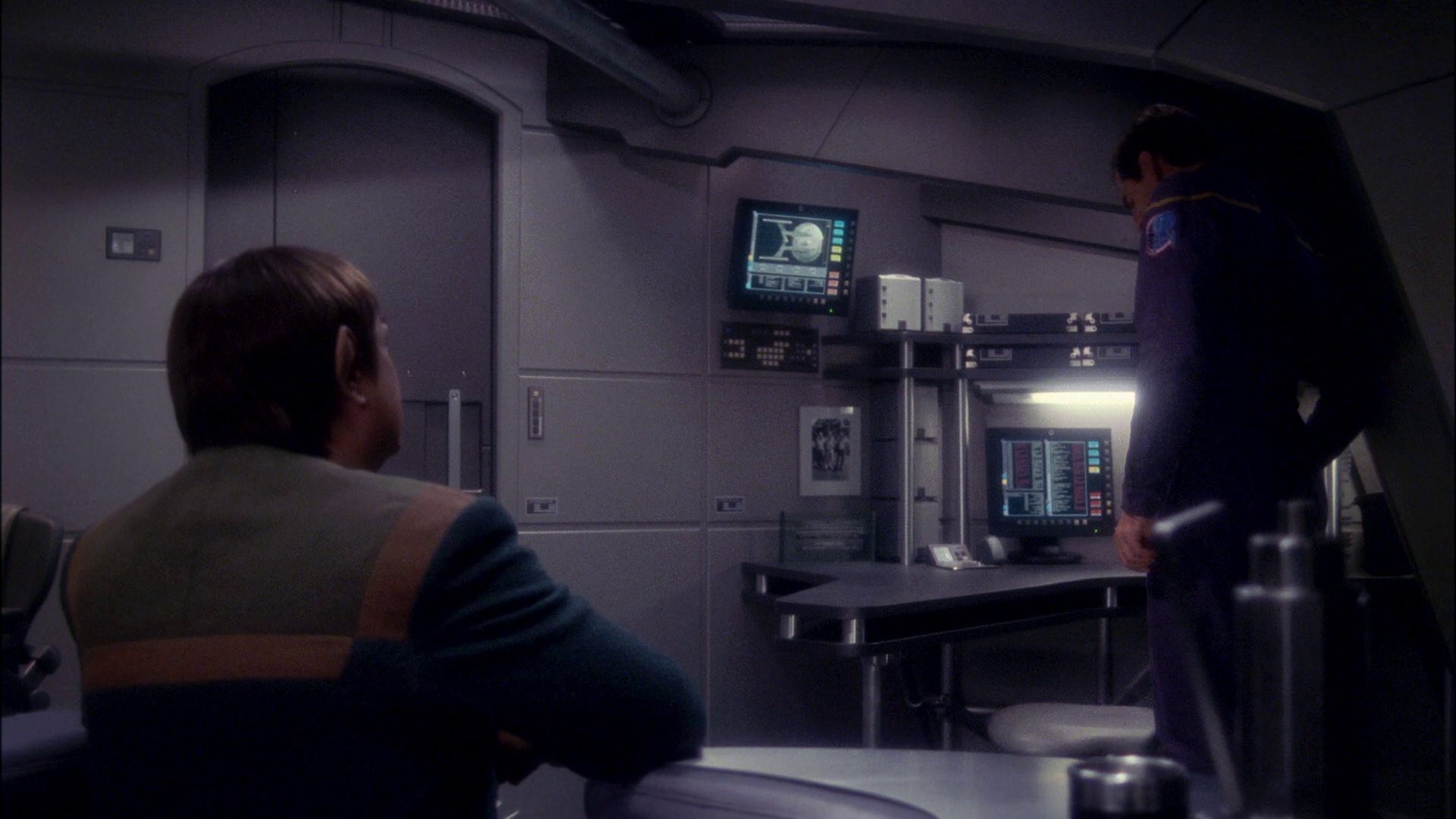 extant_StarTrek_ENT_1x17-Fusion_2027.jpg