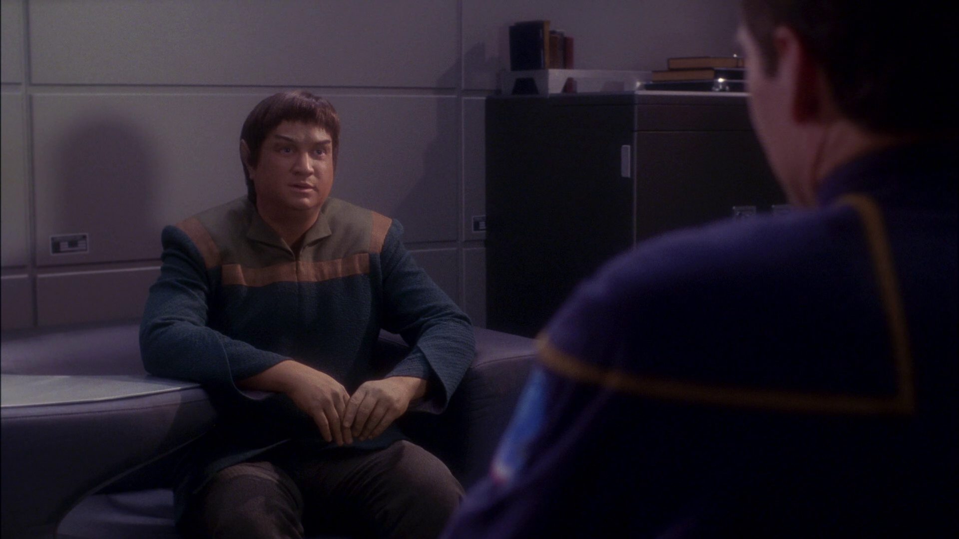 extant_StarTrek_ENT_1x17-Fusion_2039.jpg