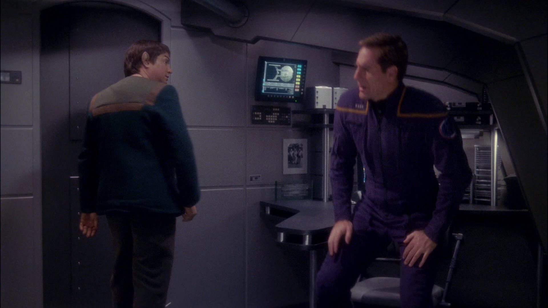 extant_StarTrek_ENT_1x17-Fusion_2084.jpg