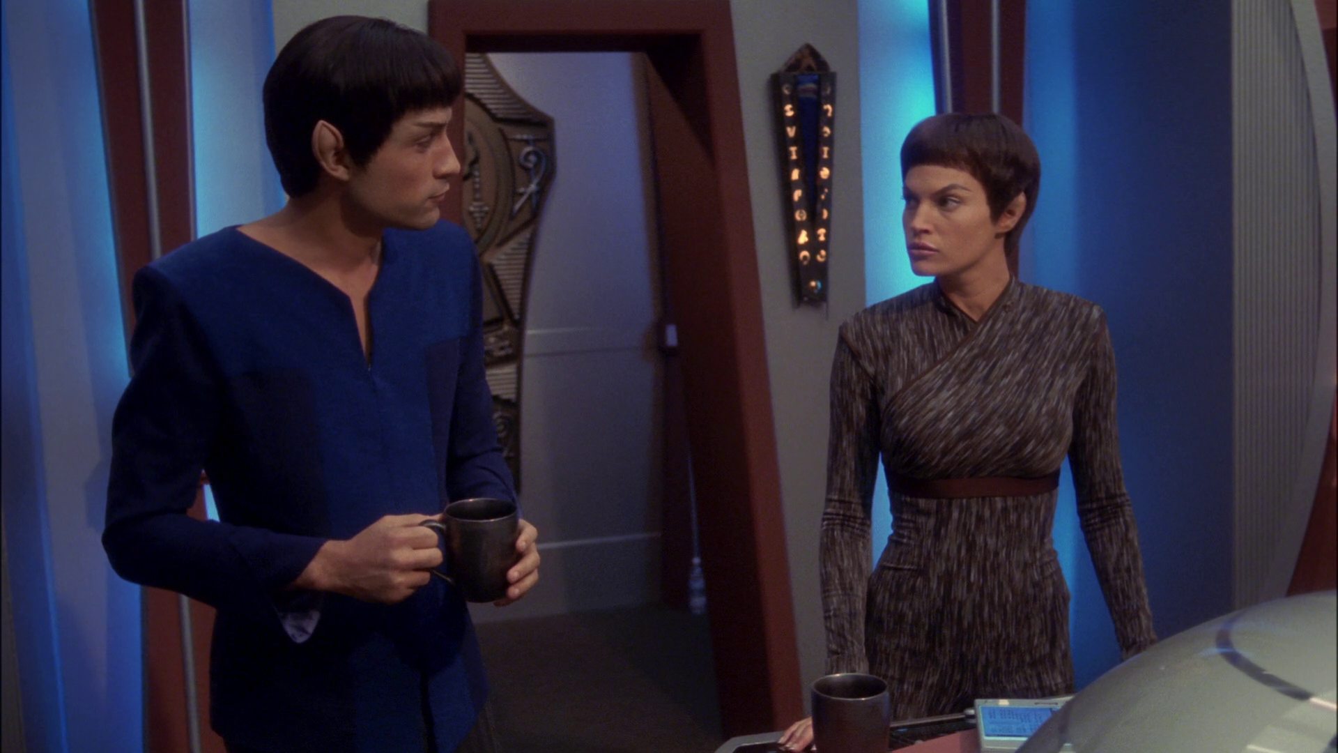 extant_StarTrek_ENT_1x17-Fusion_2156.jpg
