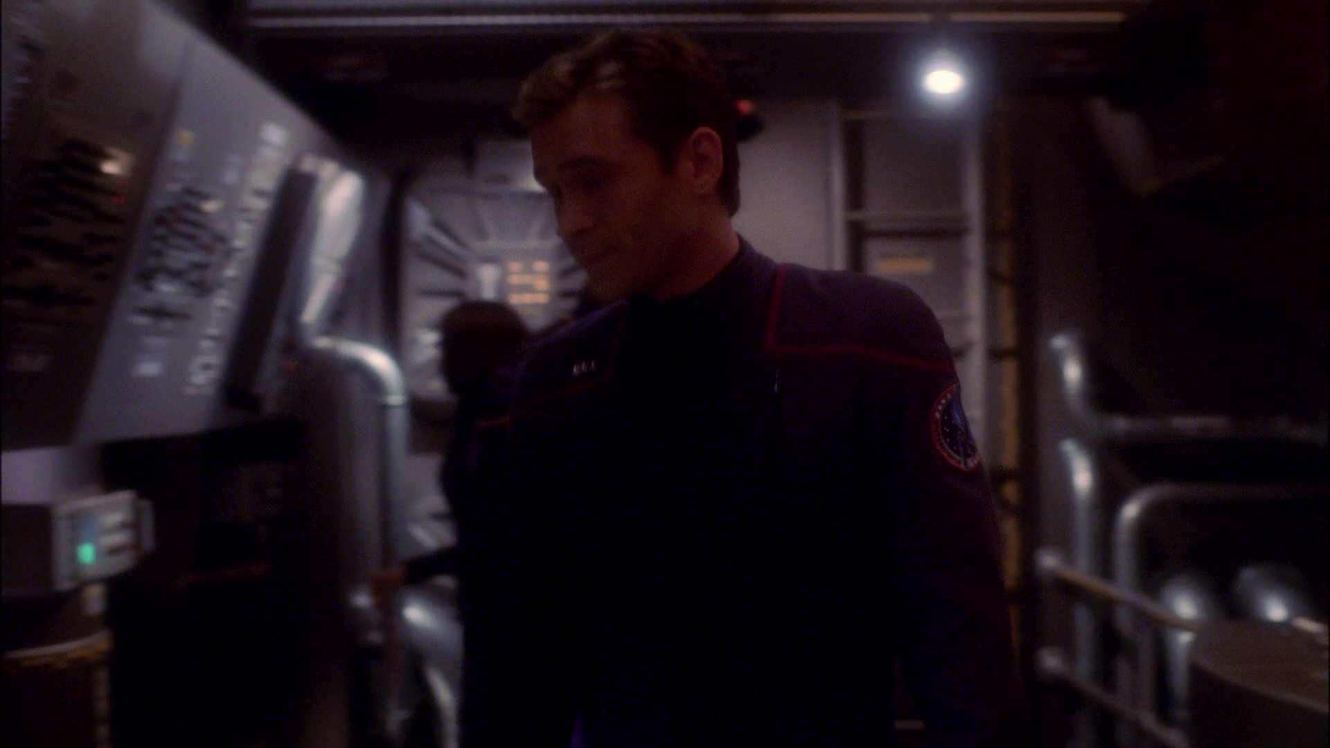 extant_StarTrek_ENT_1x17-Fusion_2408.jpg