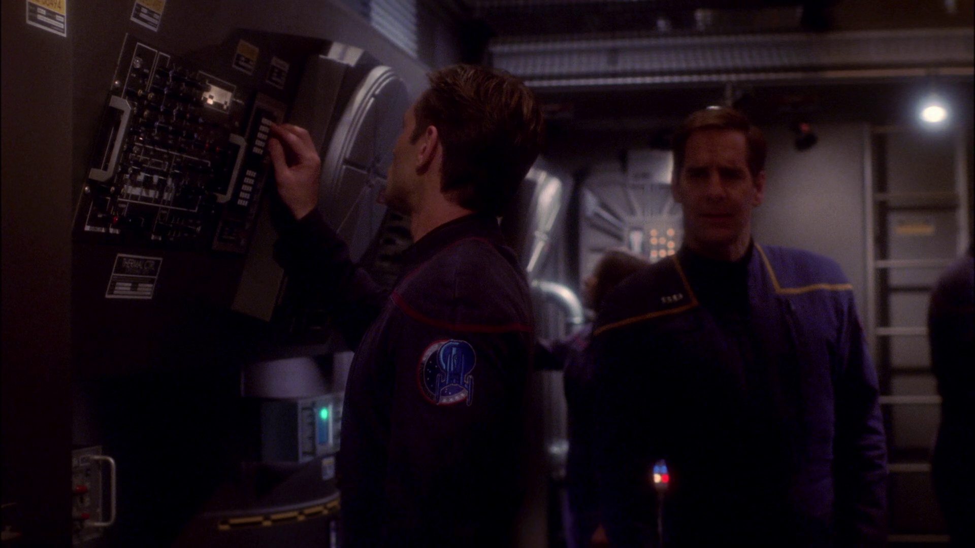 extant_StarTrek_ENT_1x17-Fusion_2412.jpg