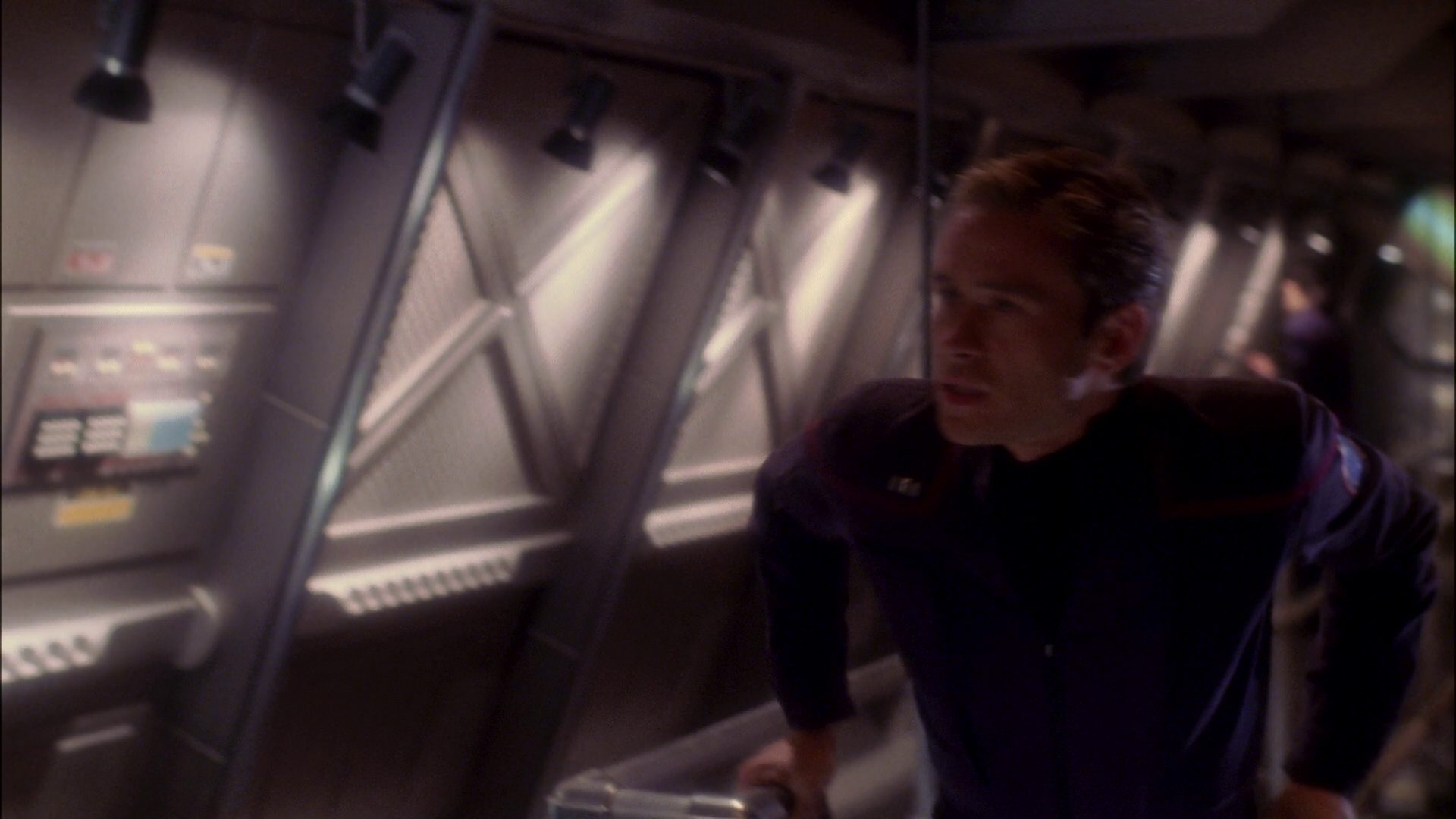 extant_StarTrek_ENT_1x17-Fusion_2929.jpg