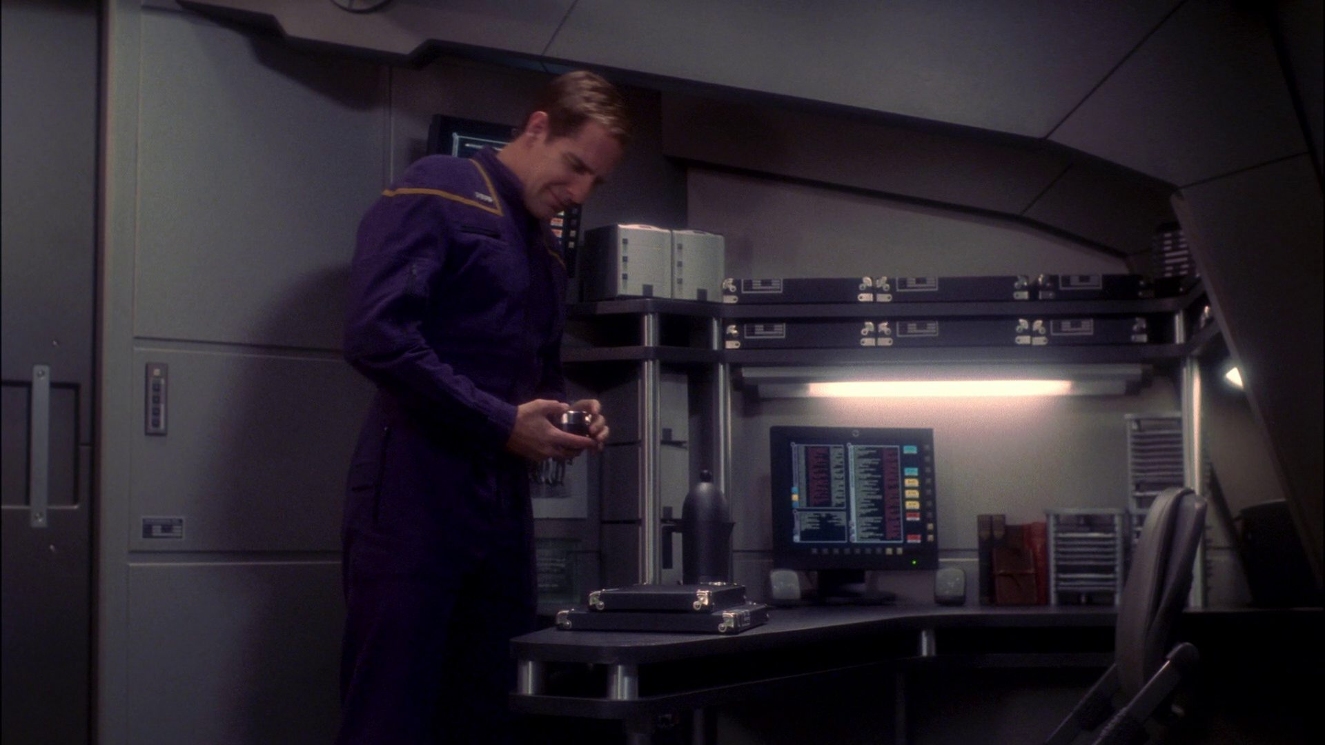 extant_StarTrek_ENT_1x17-Fusion_3203.jpg