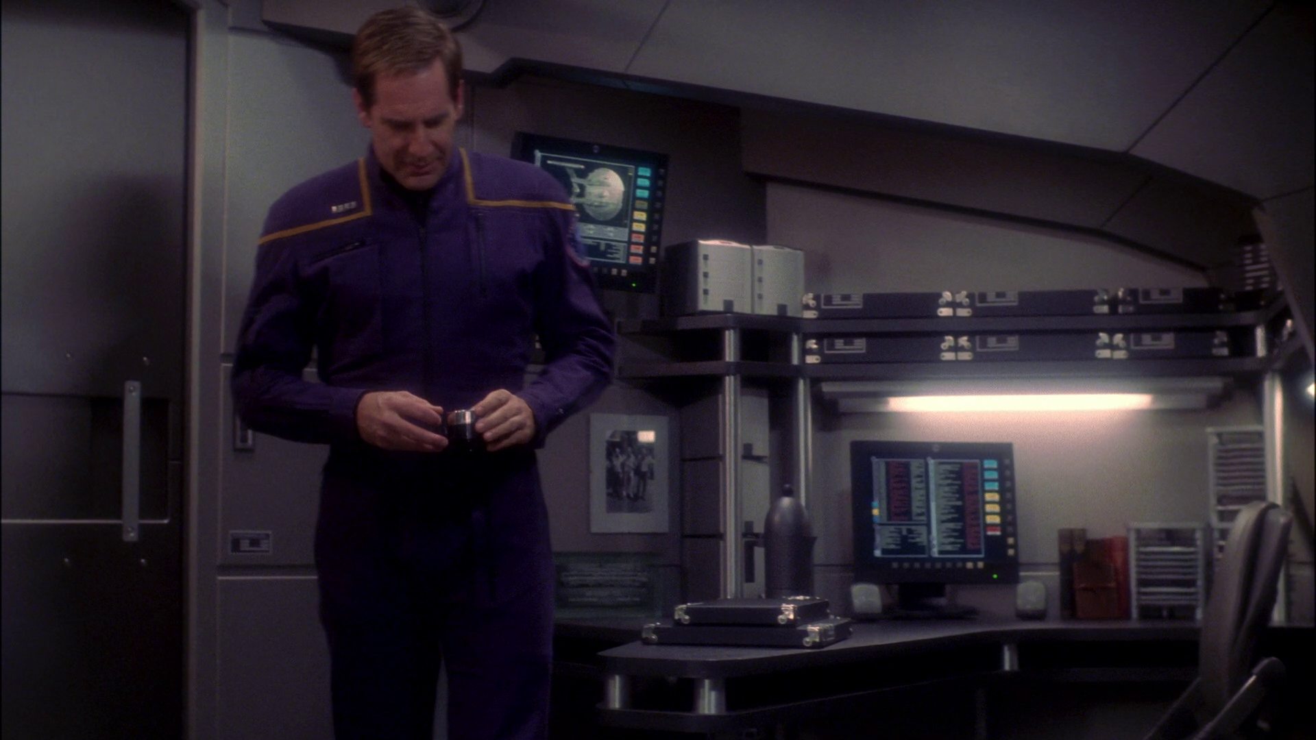extant_StarTrek_ENT_1x17-Fusion_3205.jpg