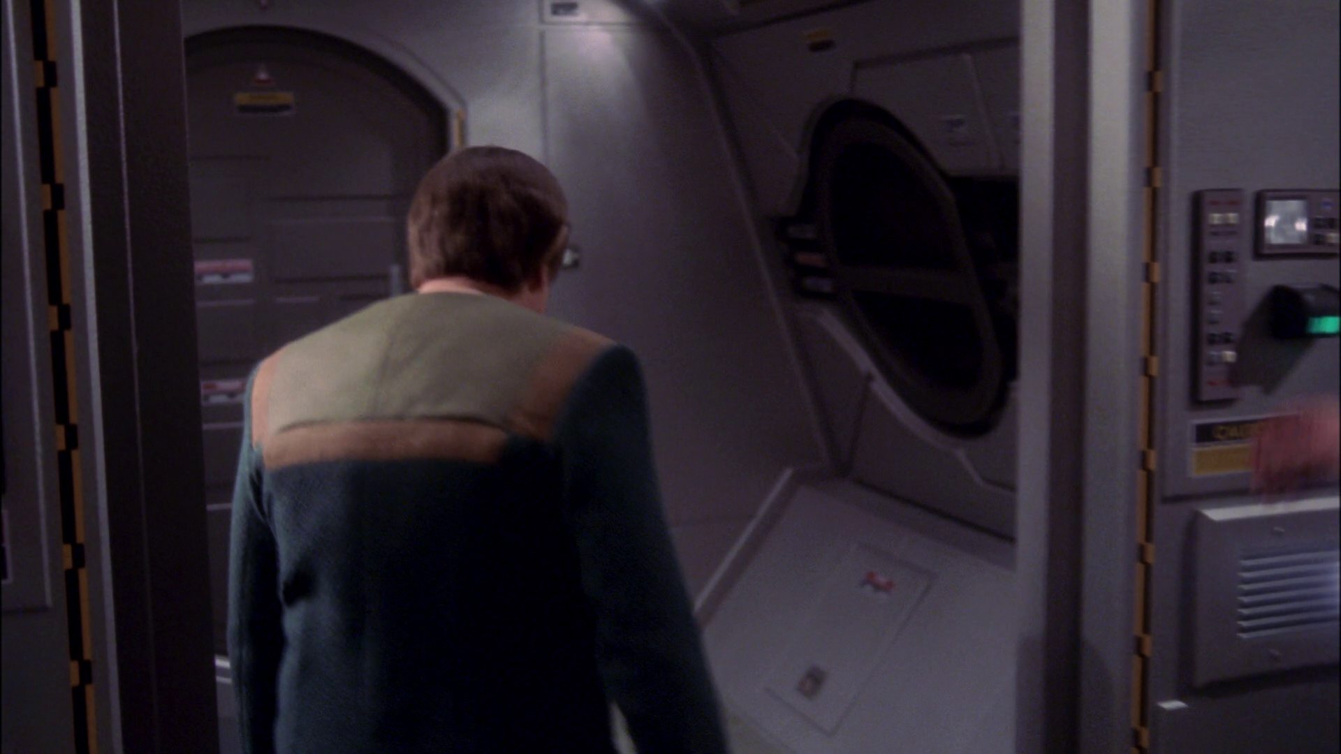 extant_StarTrek_ENT_1x17-Fusion_3493.jpg