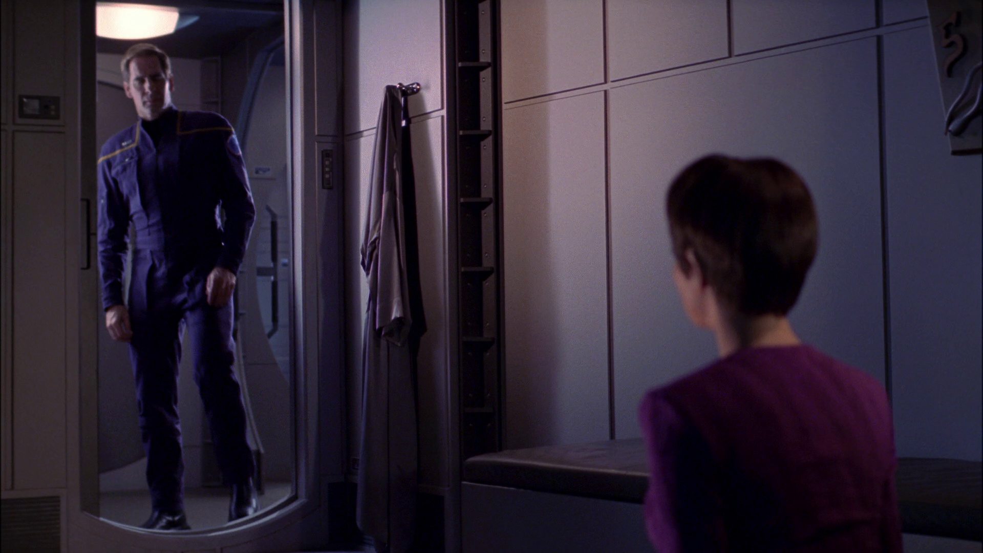 extant_StarTrek_ENT_1x17-Fusion_3534.jpg