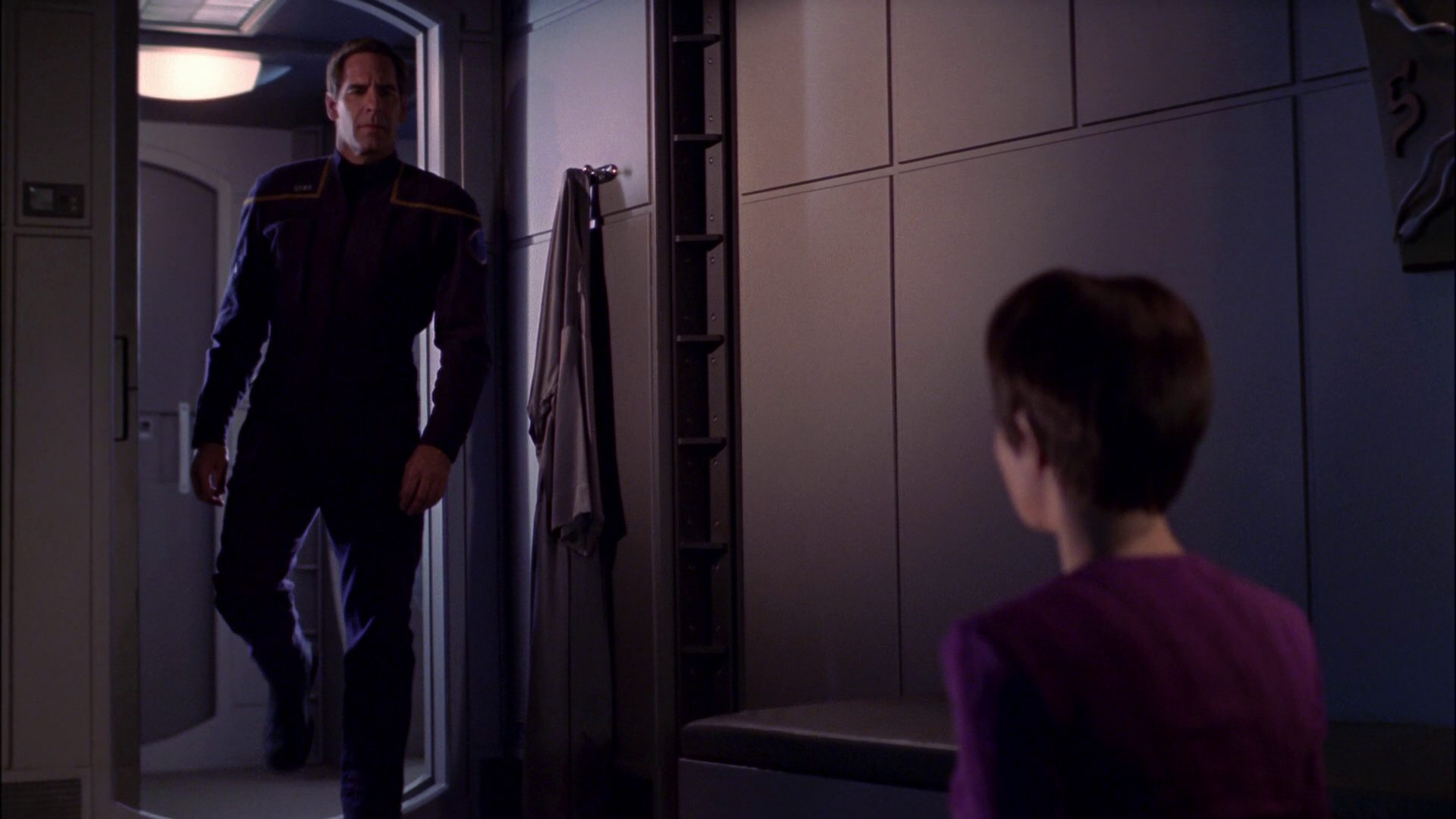 extant_StarTrek_ENT_1x17-Fusion_3536.jpg