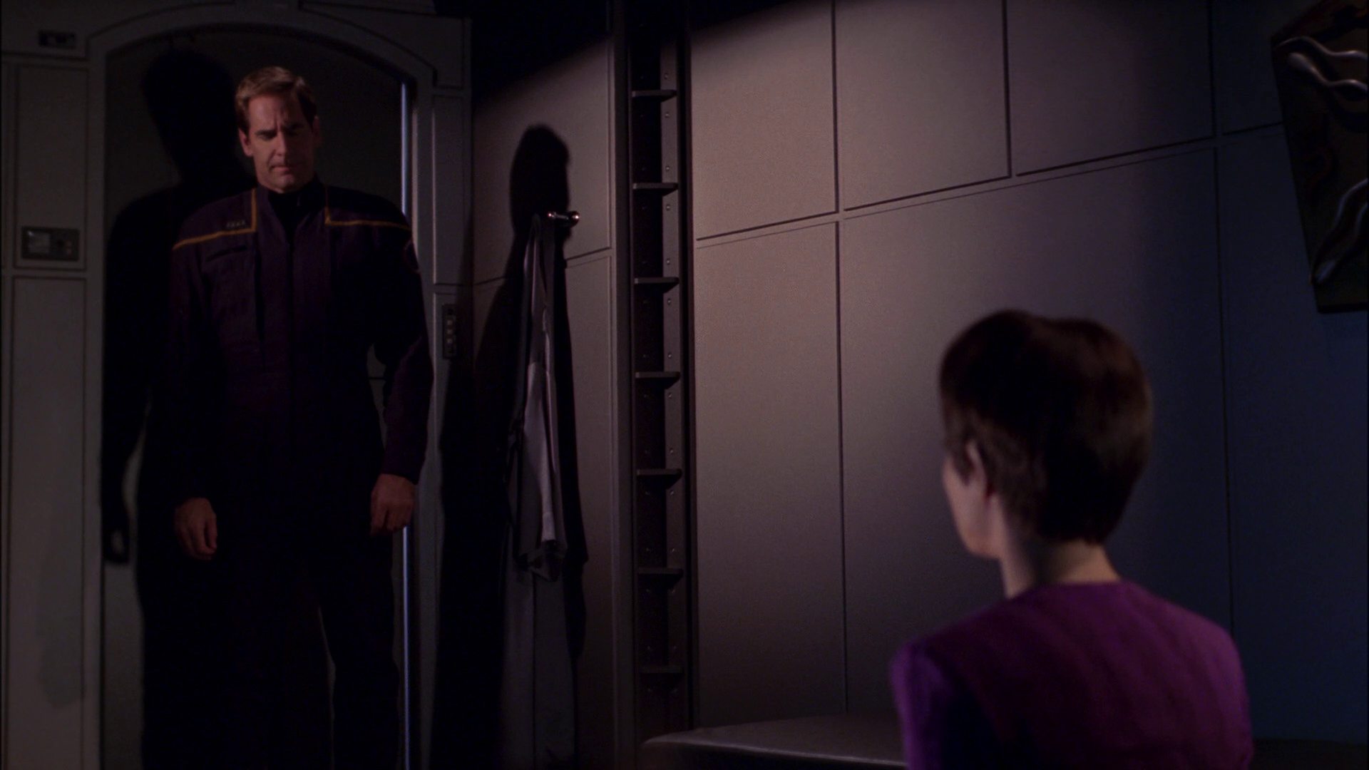 extant_StarTrek_ENT_1x17-Fusion_3540.jpg