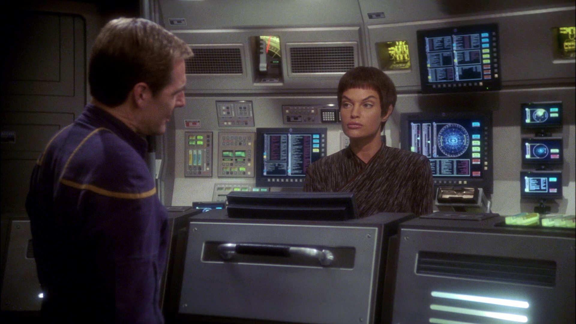 extant_StarTrek_ENT_1x18-RoguePlanet_0286.jpg