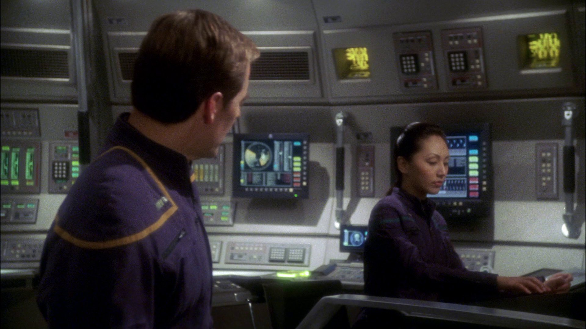 extant_StarTrek_ENT_1x18-RoguePlanet_0308.jpg