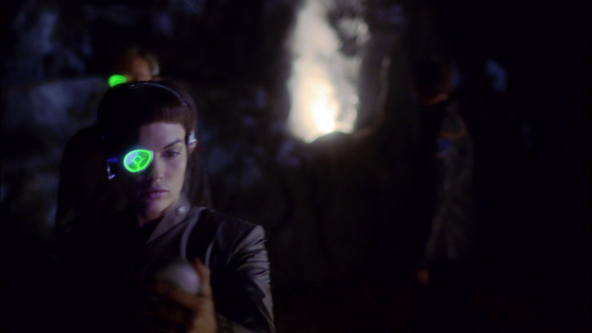 extant_StarTrek_ENT_1x18-RoguePlanet_1595.jpg