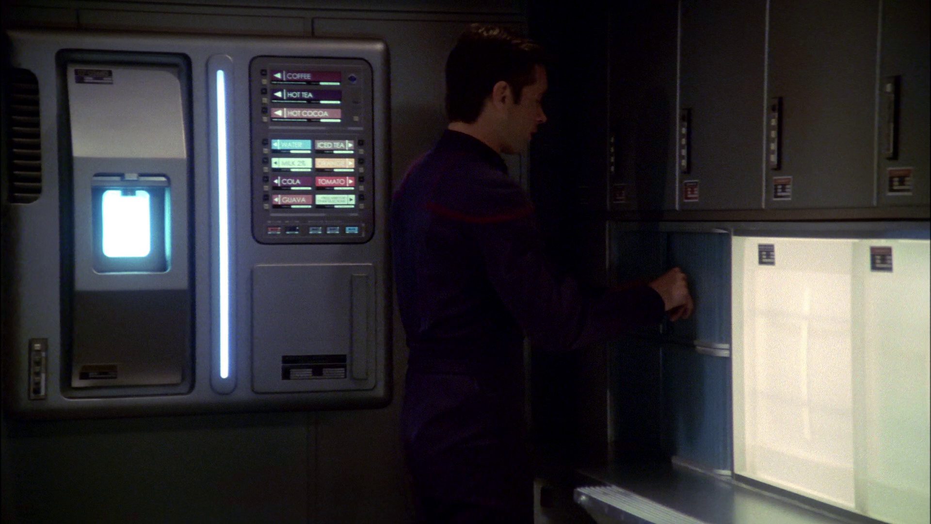 extant_StarTrek_ENT_1x18-RoguePlanet_3118.jpg