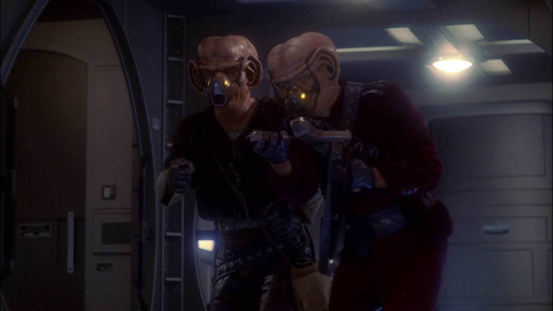 extant_StarTrek_ENT_1x19-Acquisition_0211.jpg