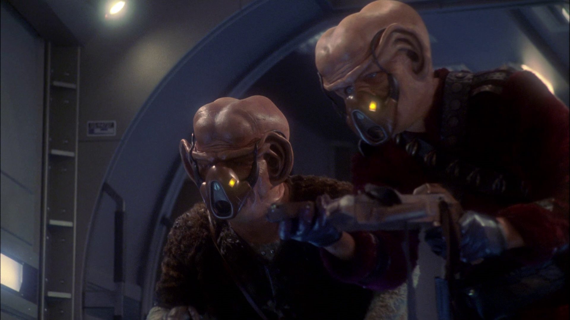 extant_StarTrek_ENT_1x19-Acquisition_0218.jpg