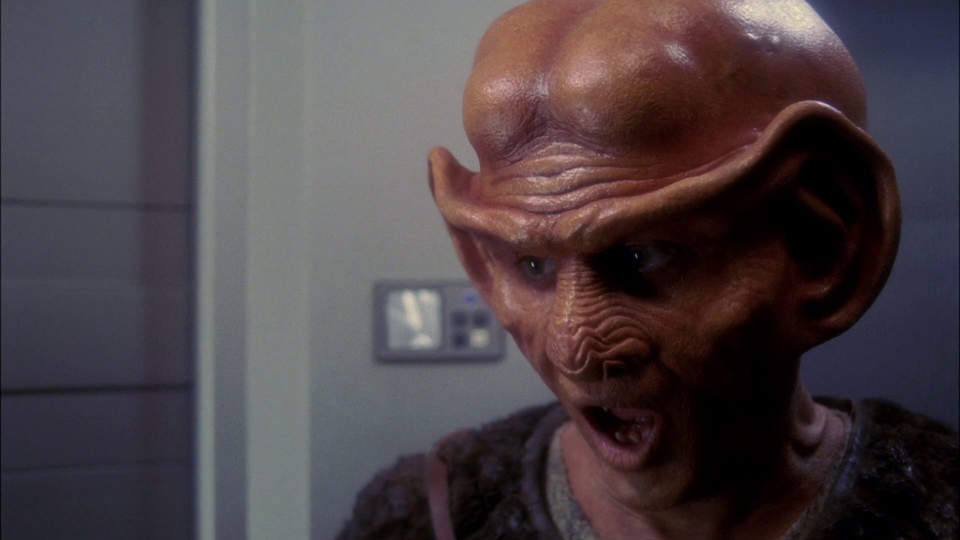 extant_StarTrek_ENT_1x19-Acquisition_0394.jpg