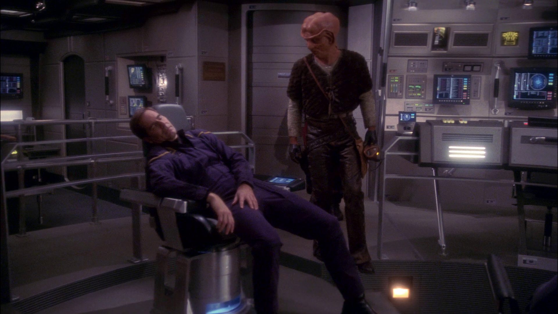 extant_StarTrek_ENT_1x19-Acquisition_0418.jpg