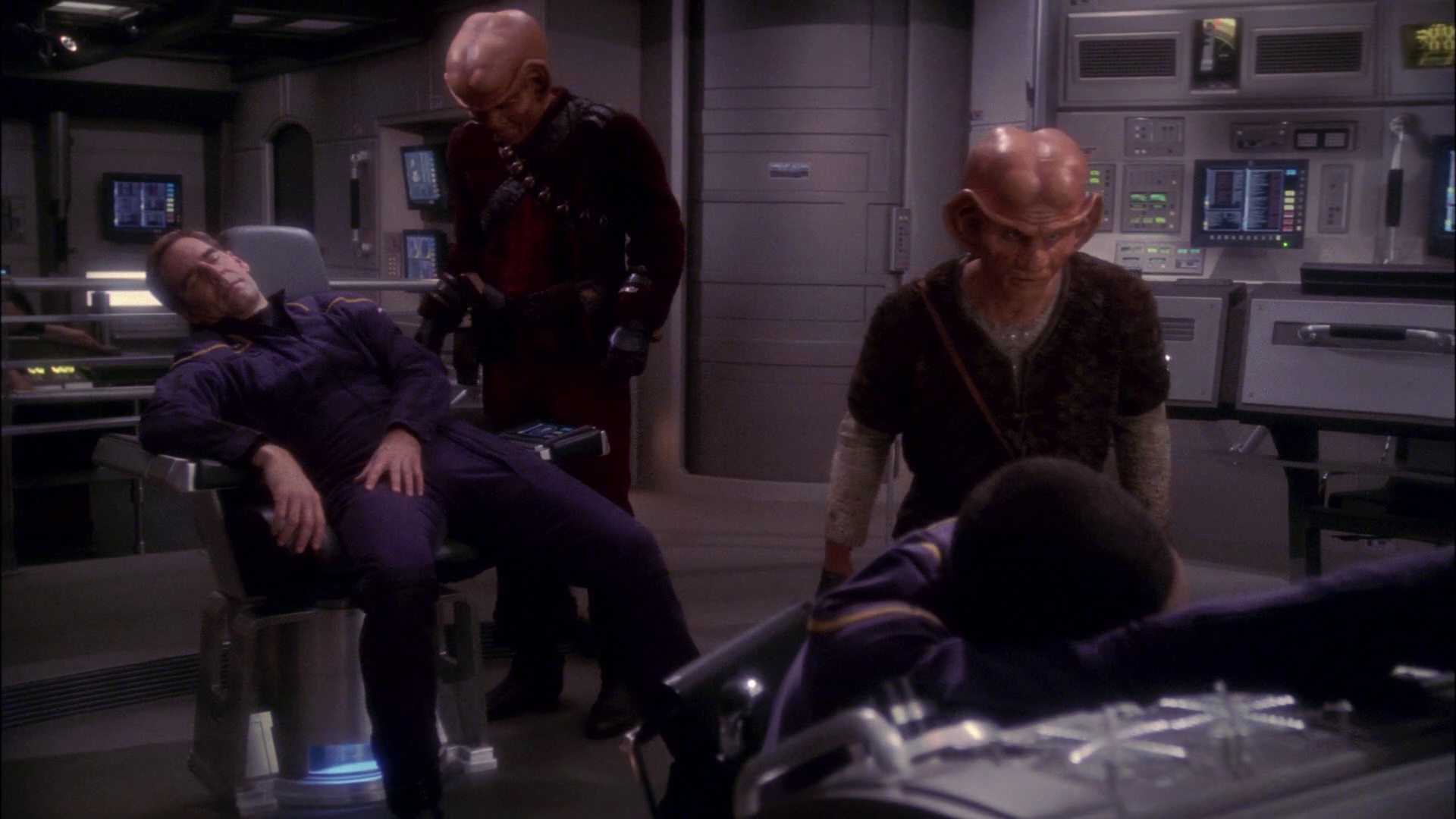 extant_StarTrek_ENT_1x19-Acquisition_0425.jpg