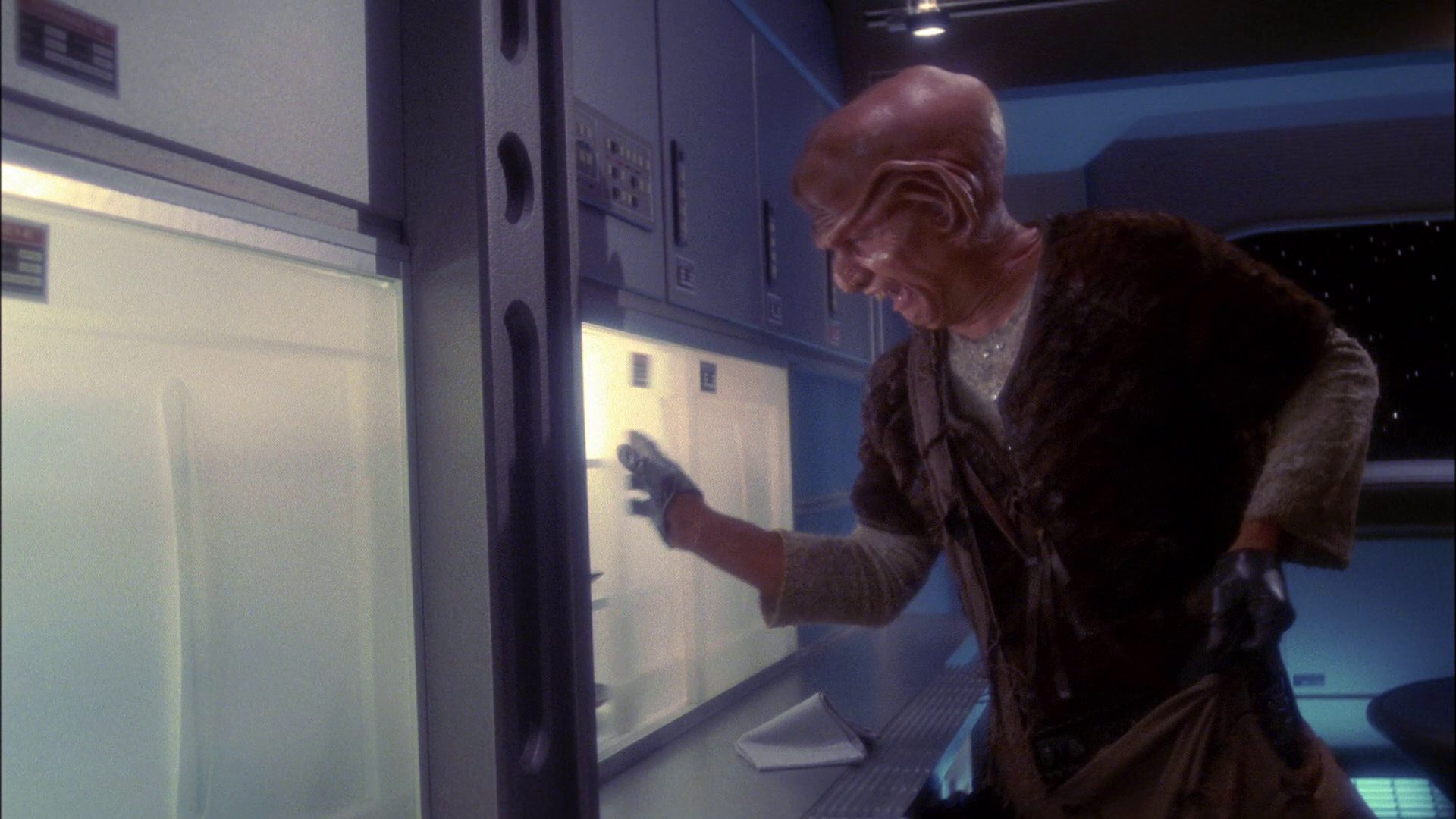 extant_StarTrek_ENT_1x19-Acquisition_0800.jpg